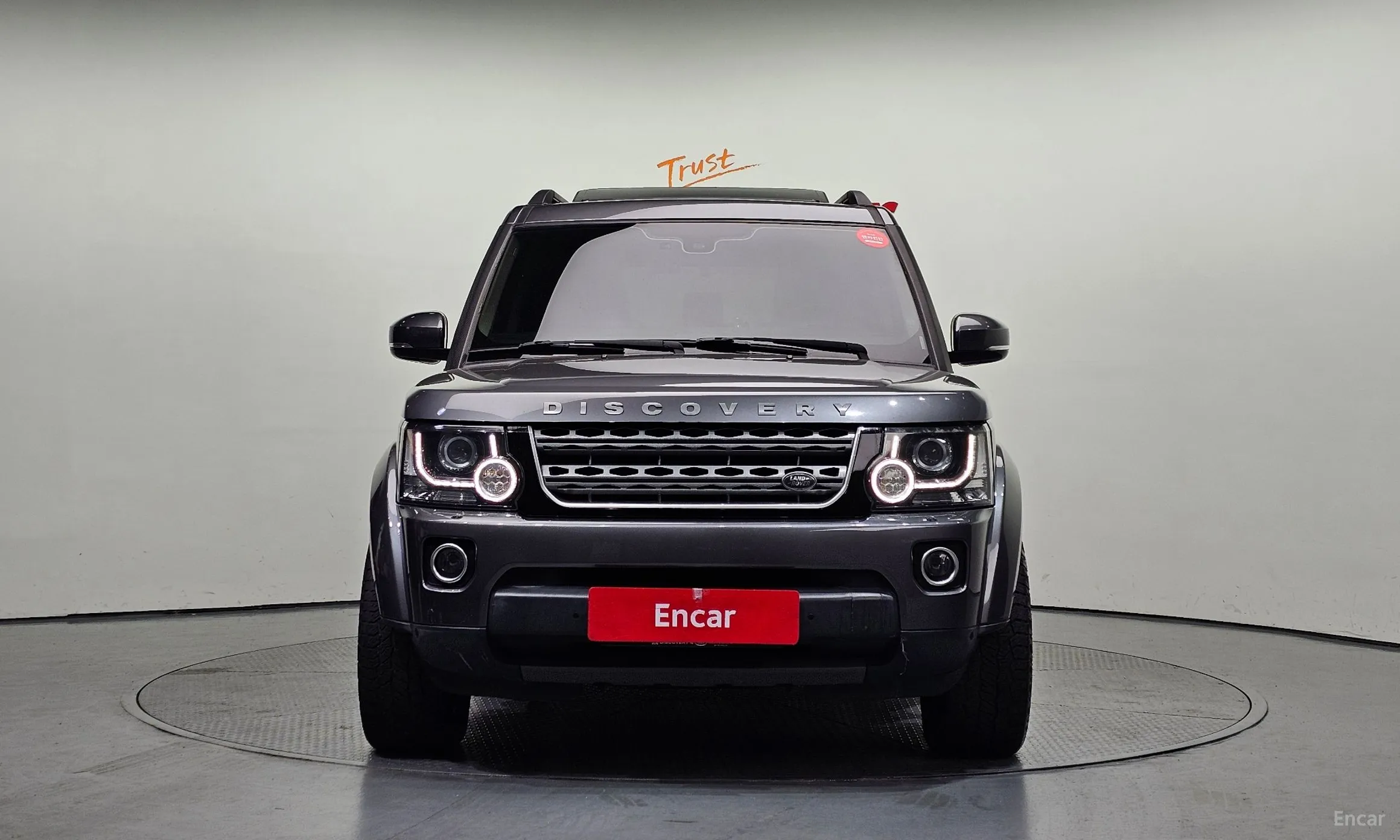 Land Rover Discovery 4 превью 2