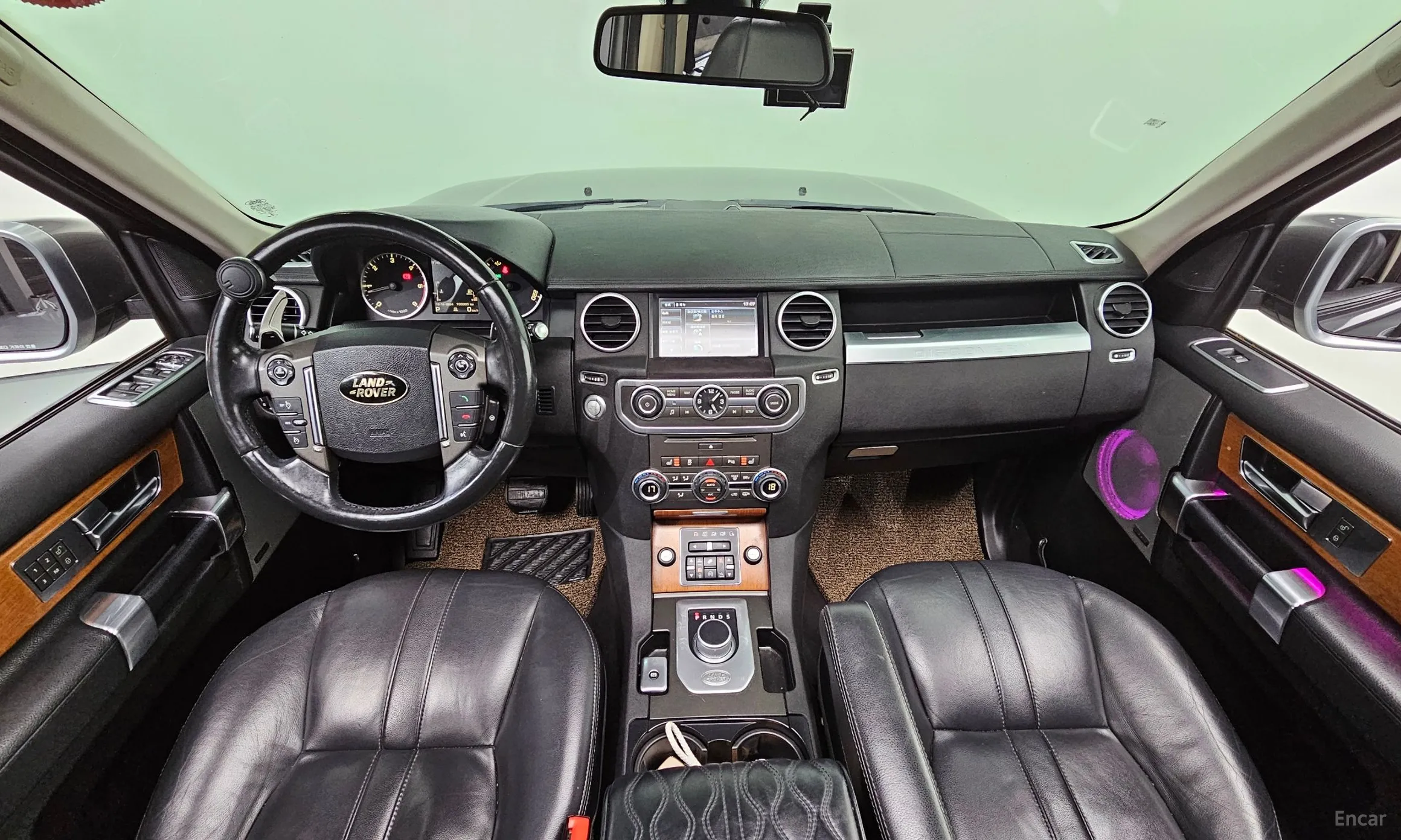 Land Rover Discovery 4 превью 4