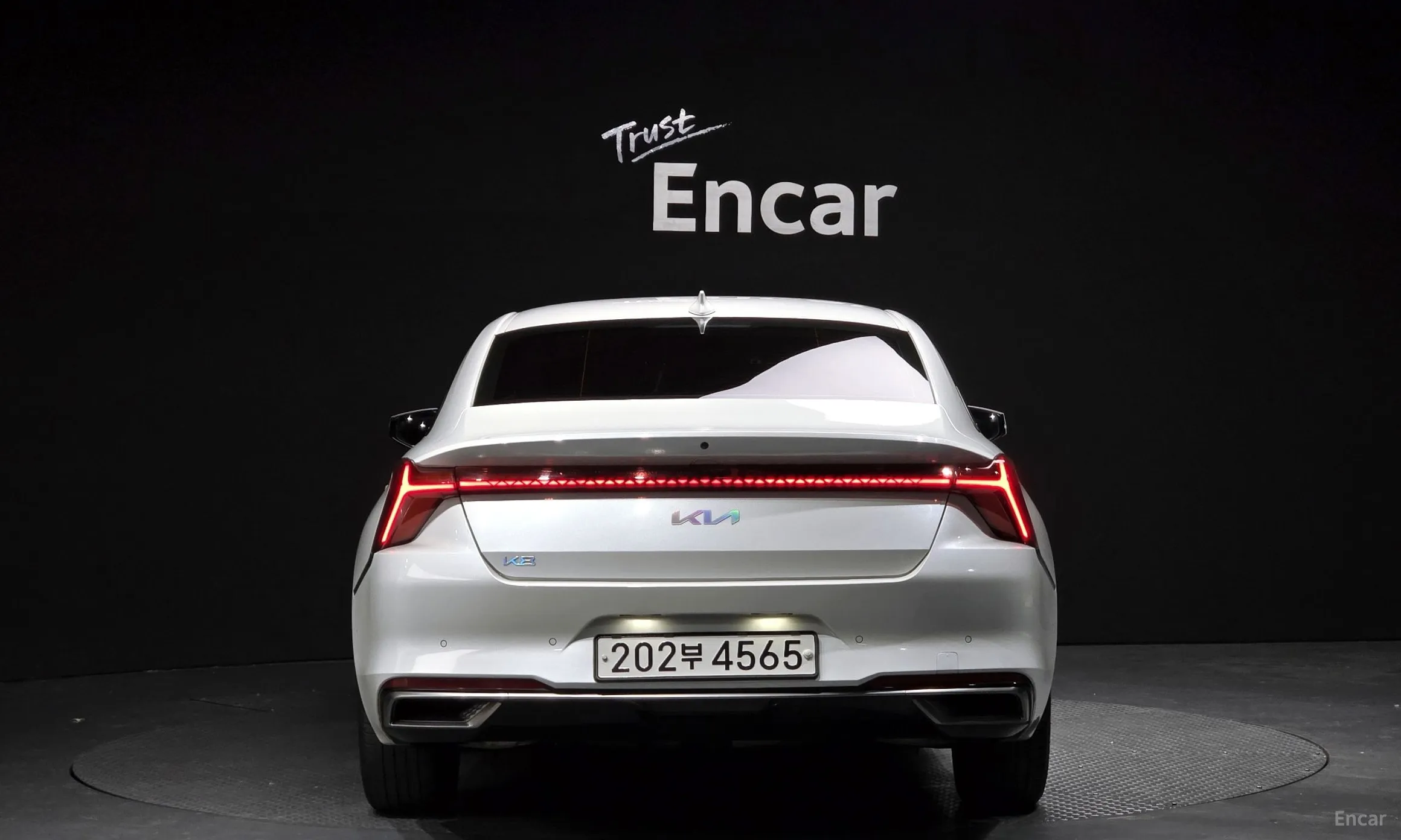 Kia K8 превью 3