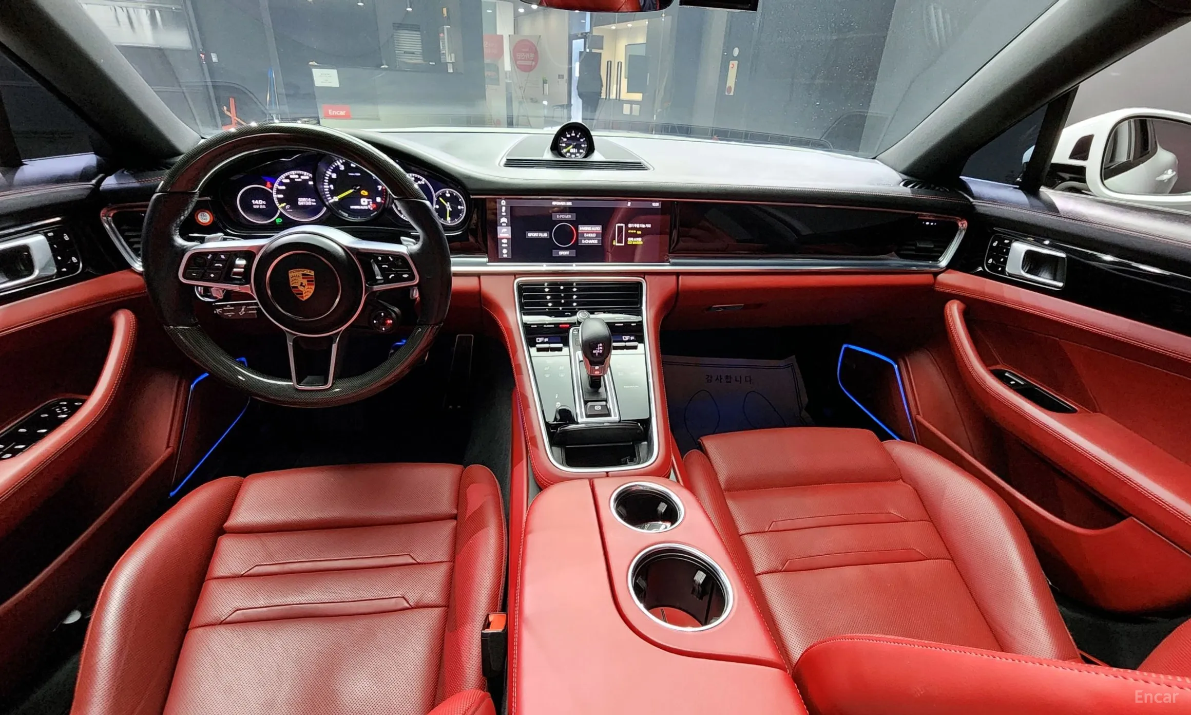 Porsche Panamera (971) превью 4