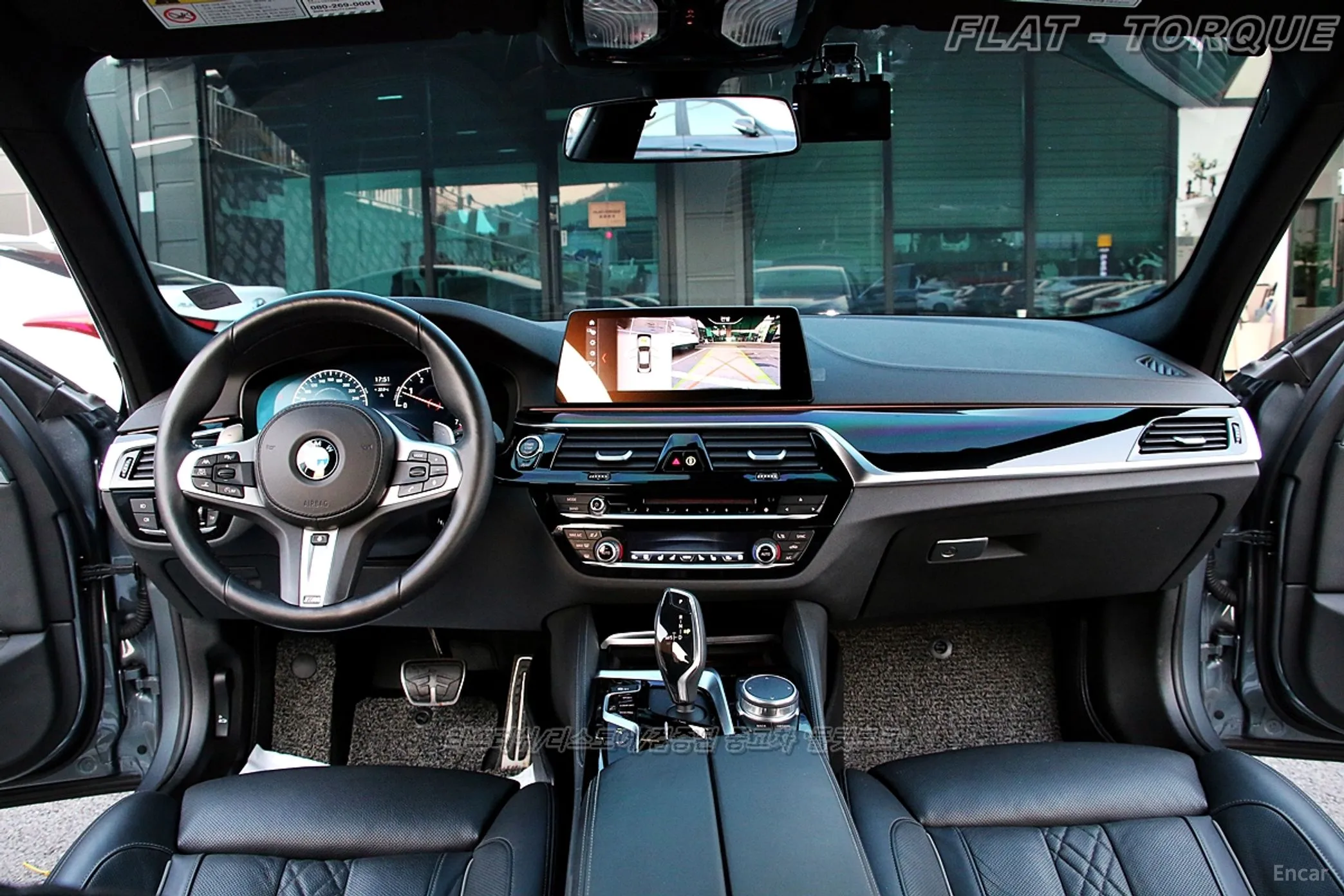 BMW 5 Series (G30) превью 4