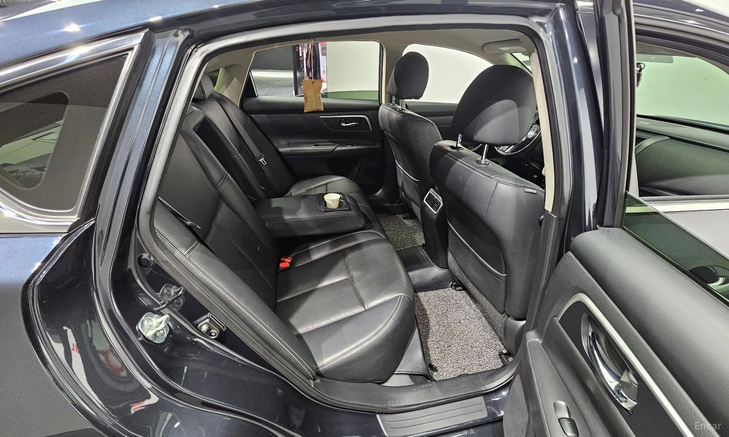Nissan Altima превью 13