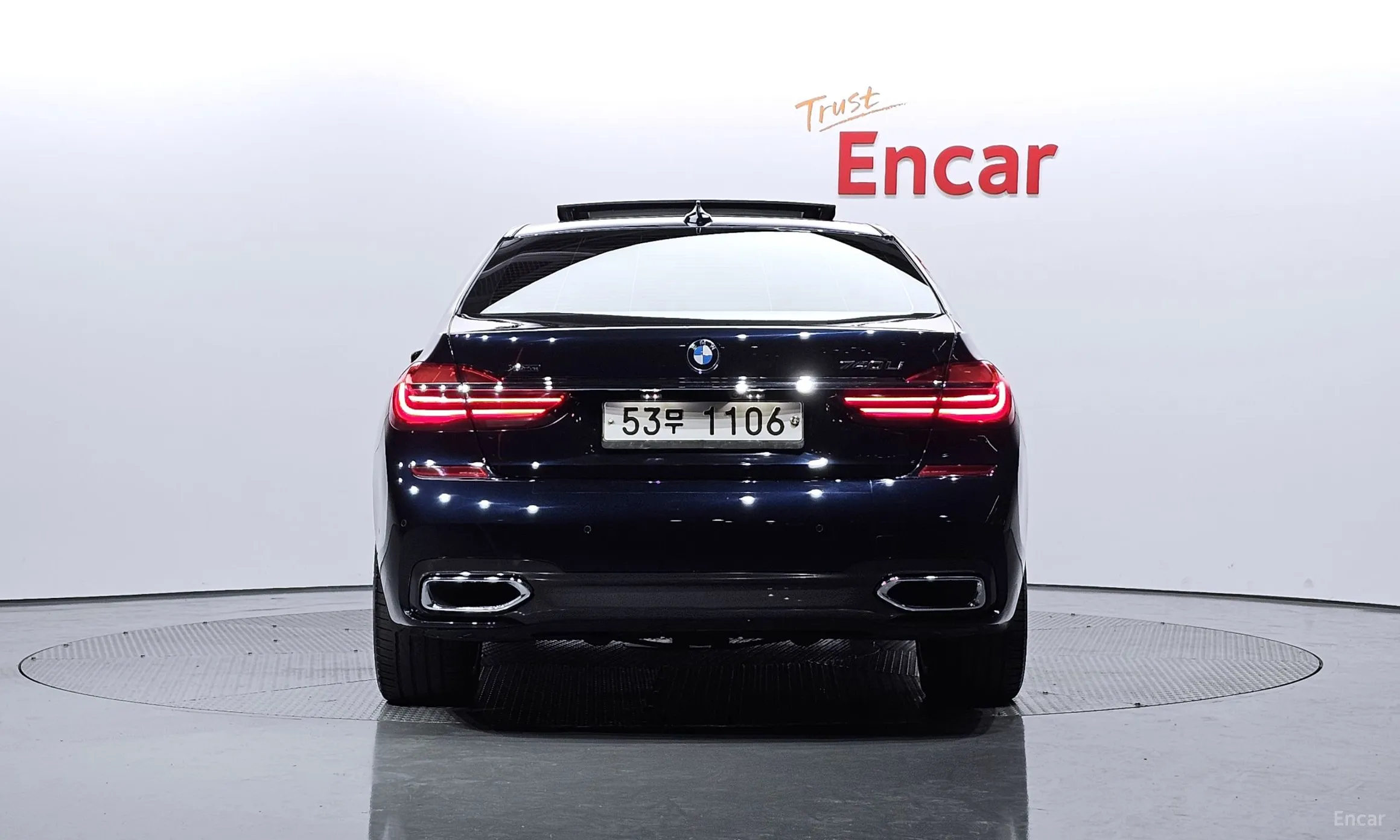 BMW 7 Series (G11) превью 3