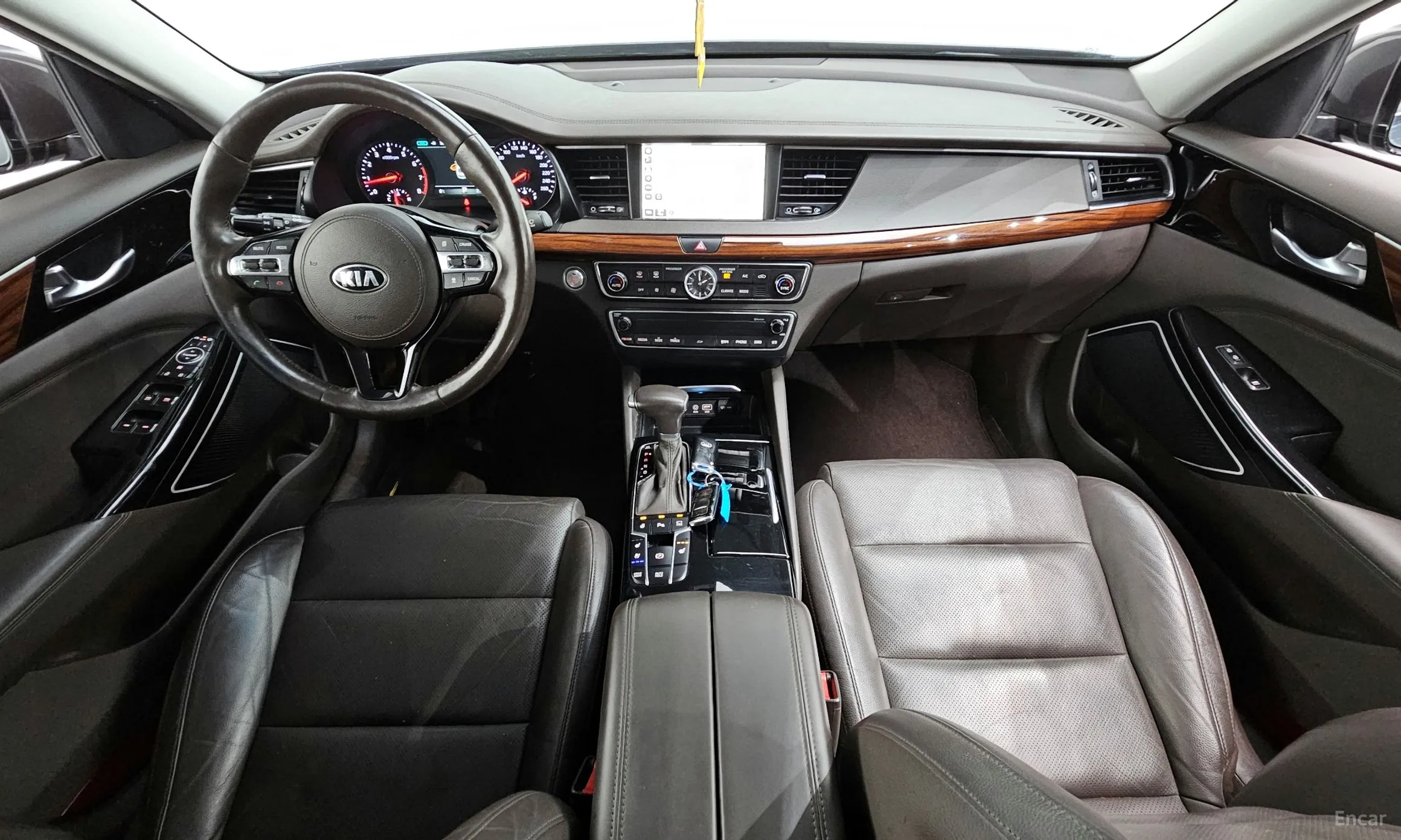 Kia K7 превью 4