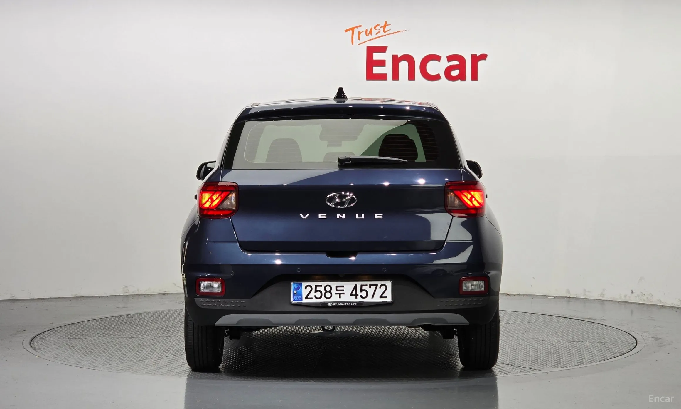Hyundai Venue превью 3