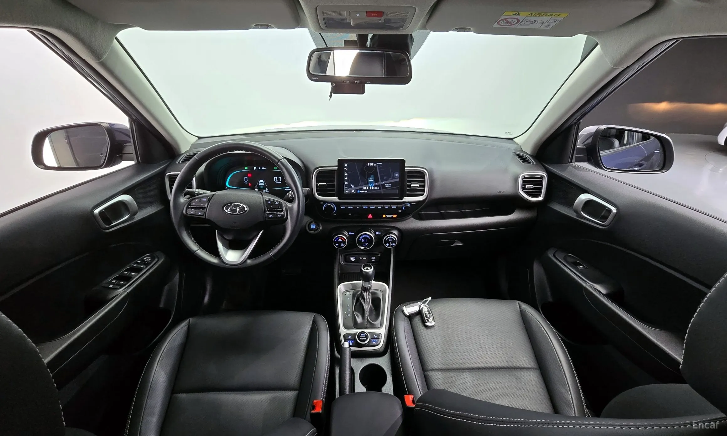 Hyundai Venue превью 4