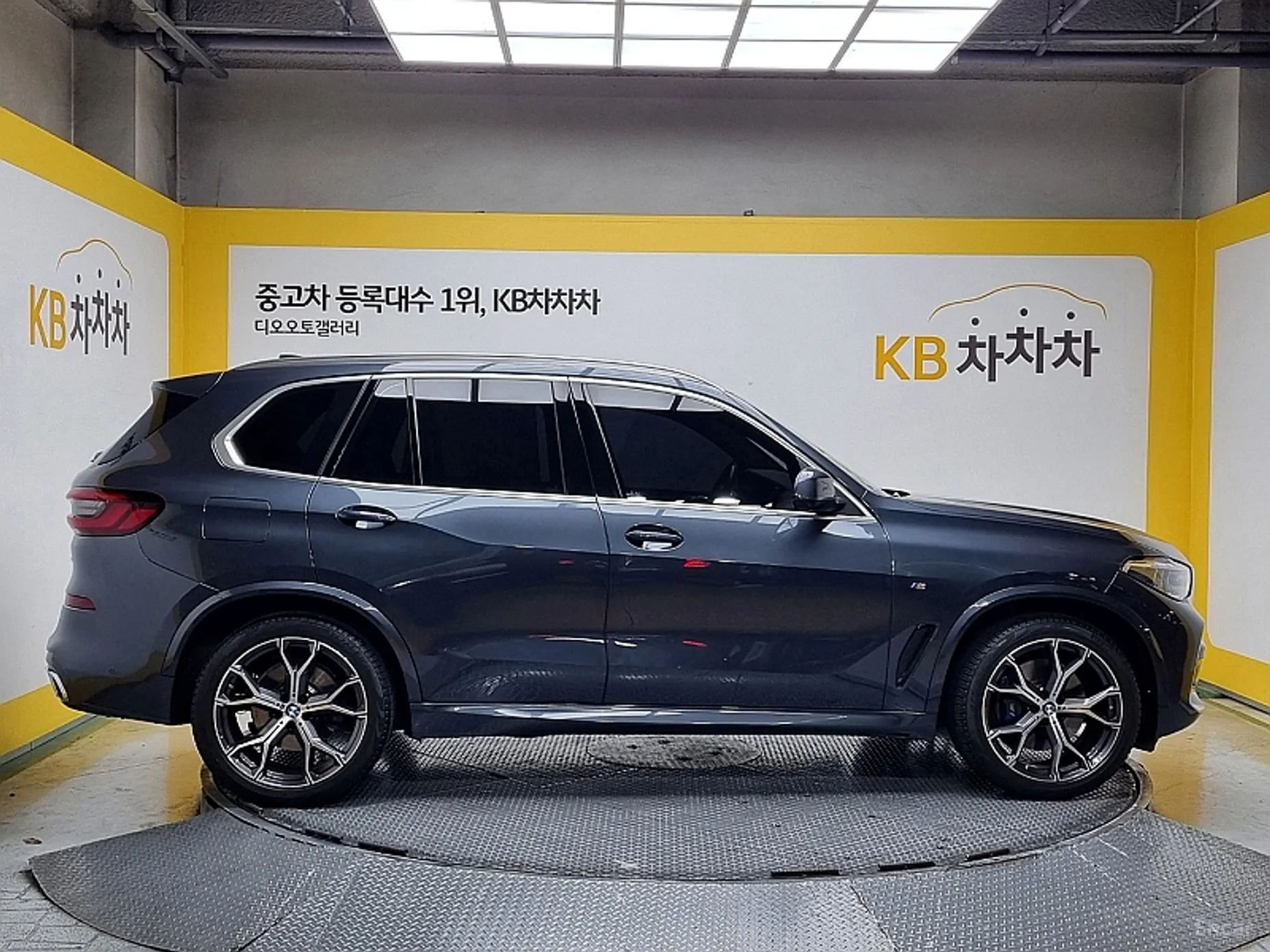 BMW X5 (G05) превью 4
