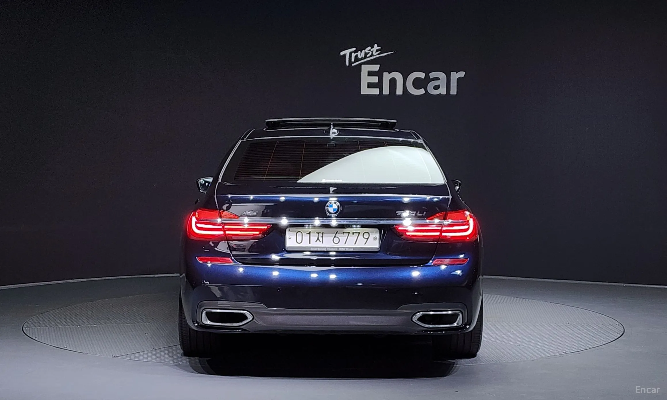 BMW 7 Series (G11) превью 3