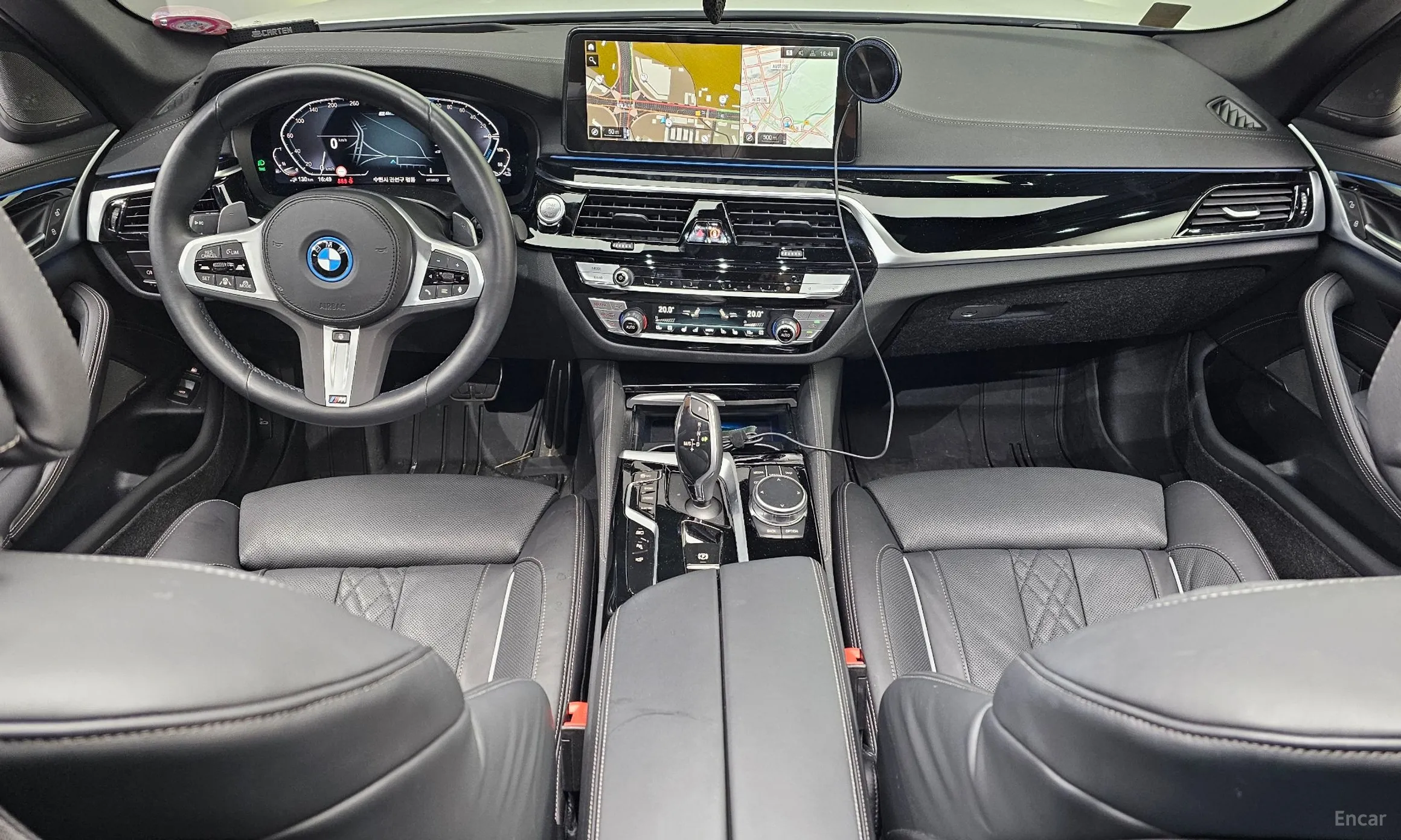 BMW 5 Series (G30) превью 4