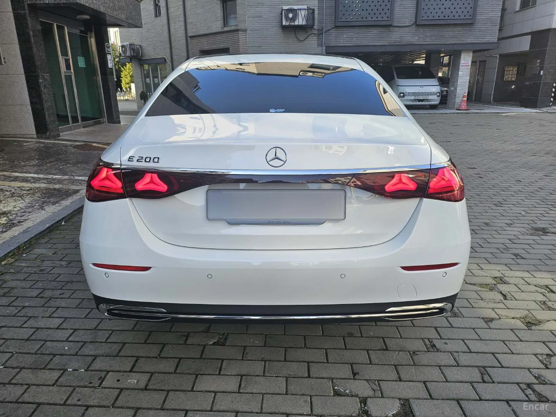Mercedes Benz E-Class W214 превью 3