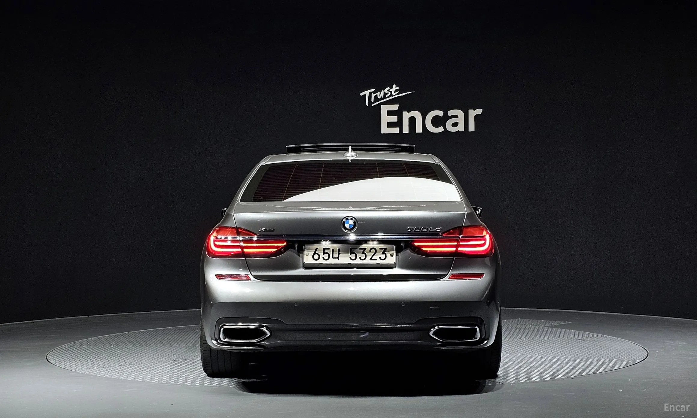 BMW 7 Series (G11) превью 3