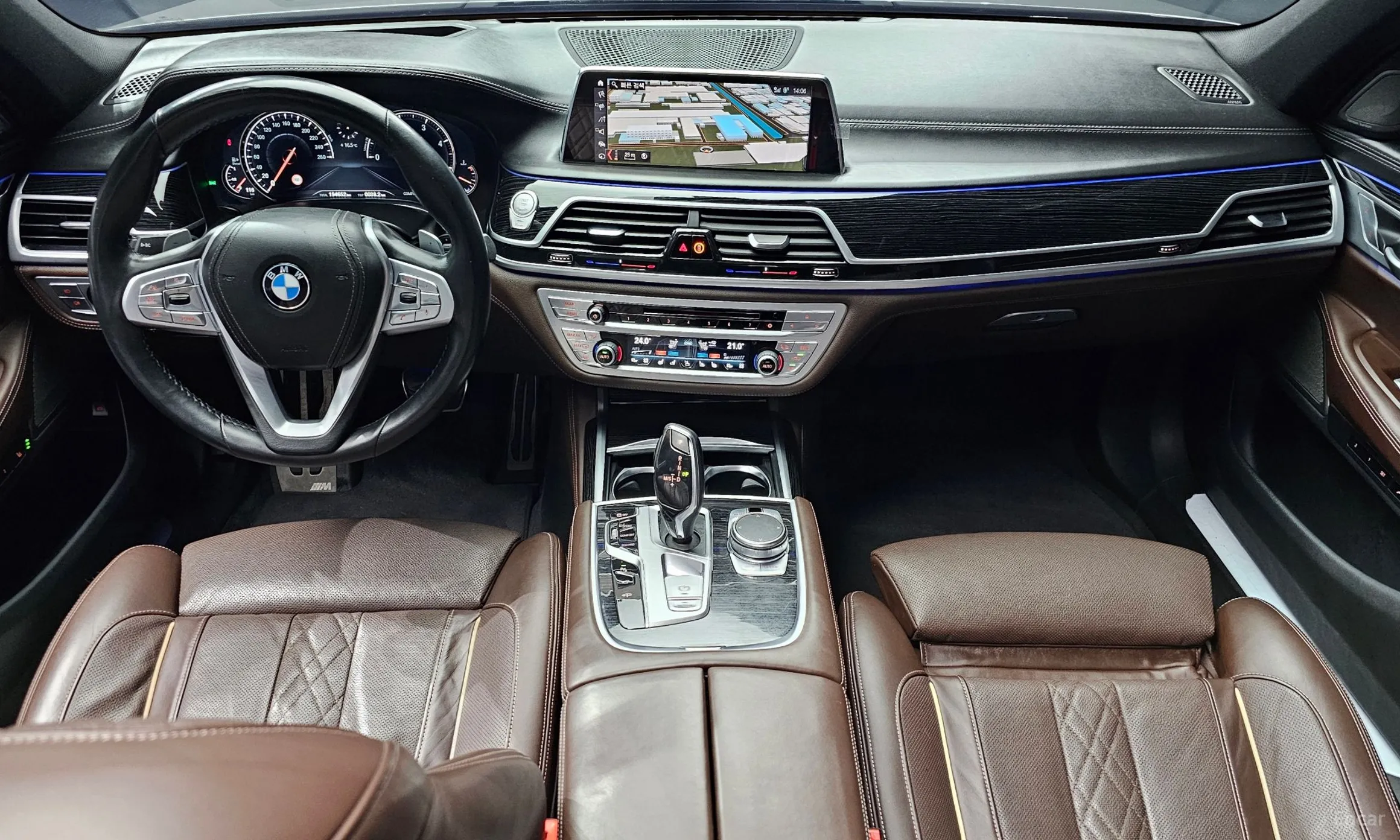 BMW 7 Series (G11) превью 4
