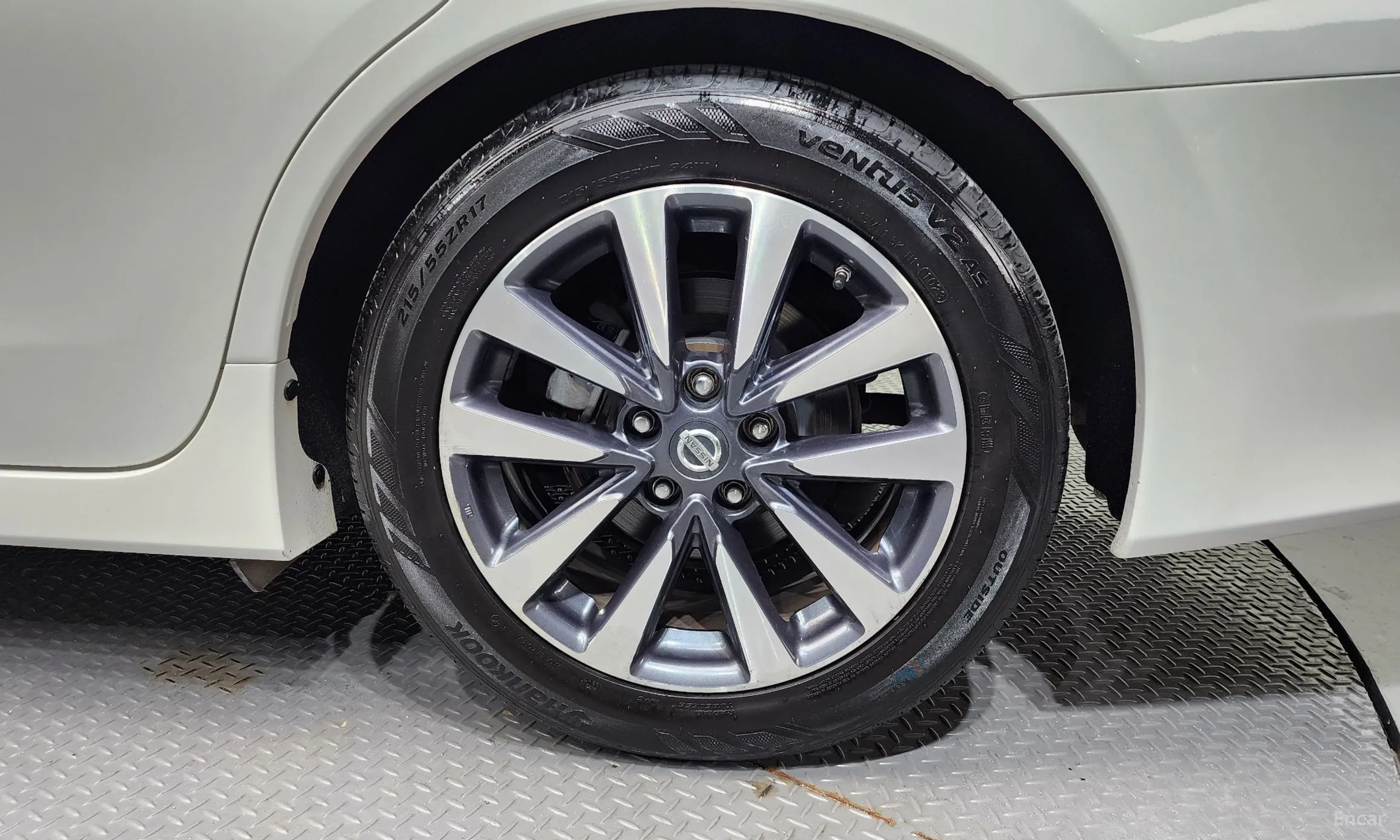 Nissan Altima превью 5