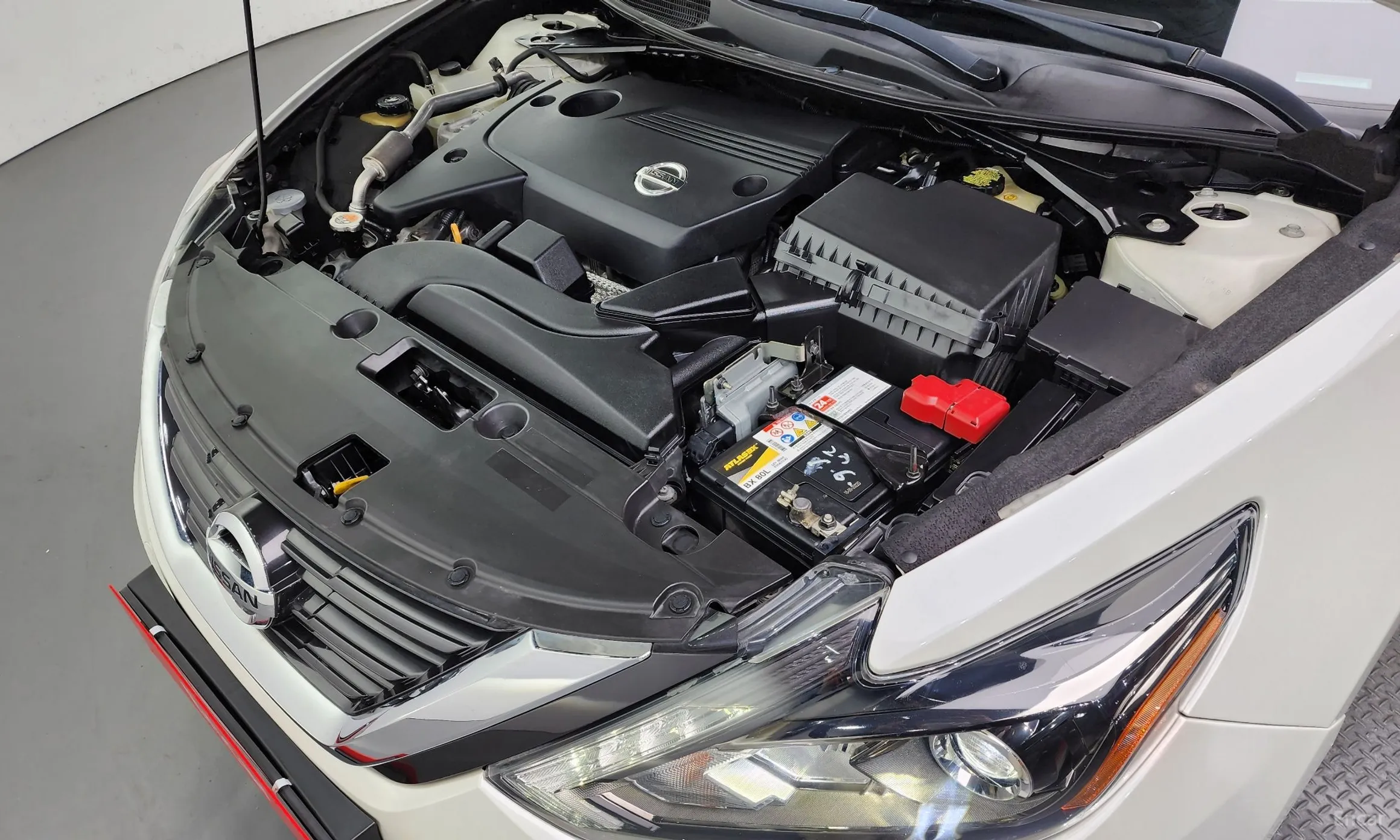 Nissan Altima превью 6