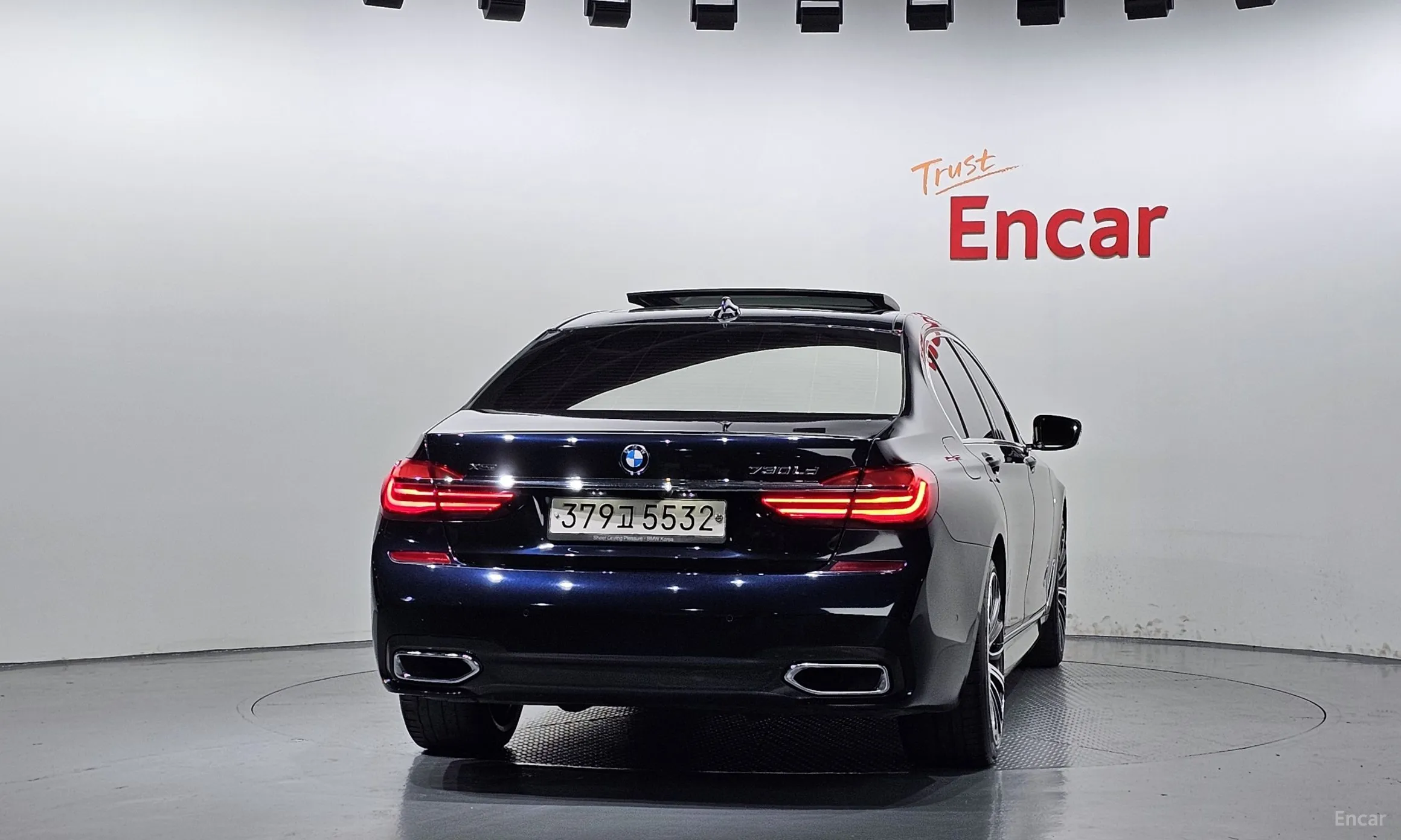BMW 7 Series (G11) превью 3