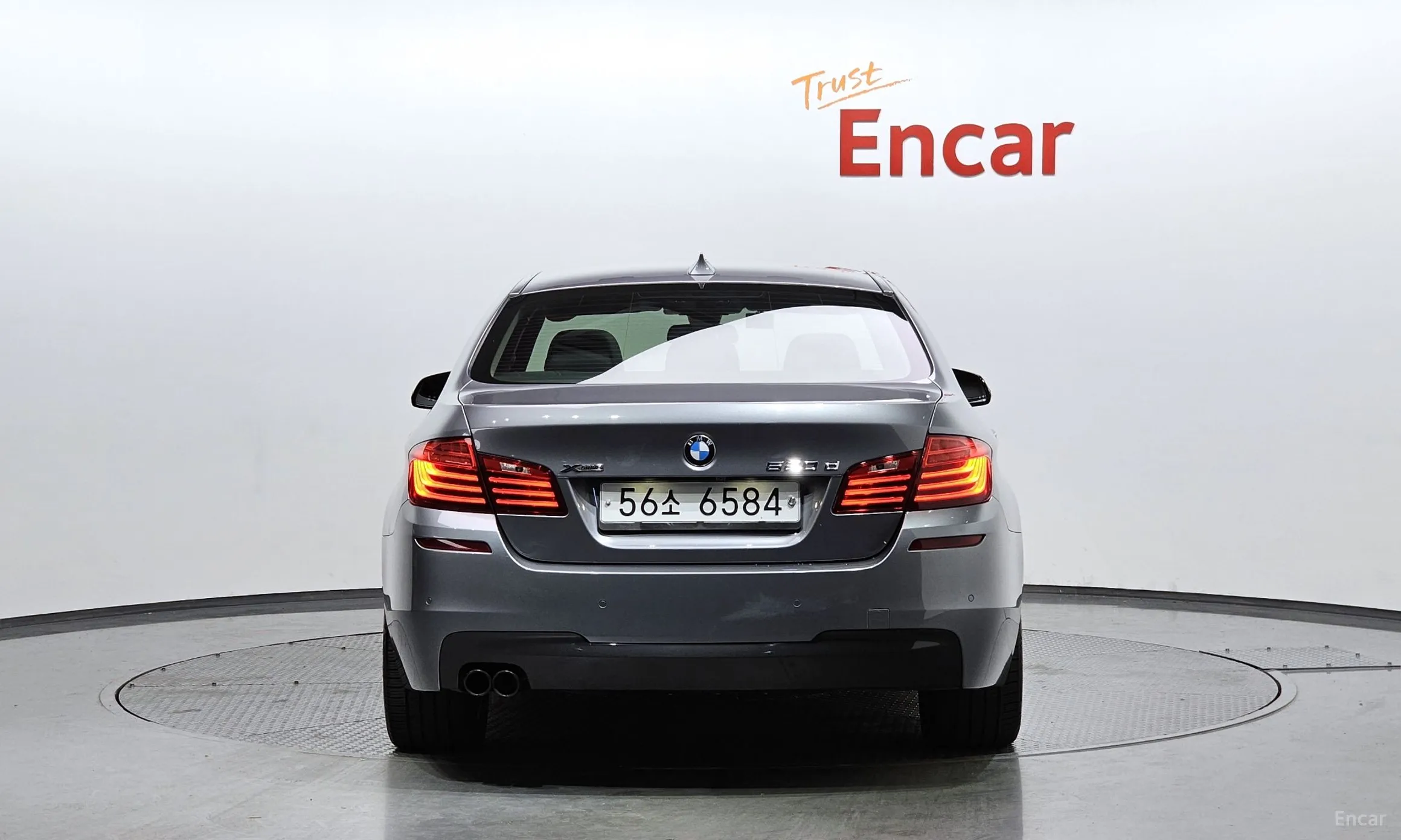 BMW 5 Series (F10) превью 3