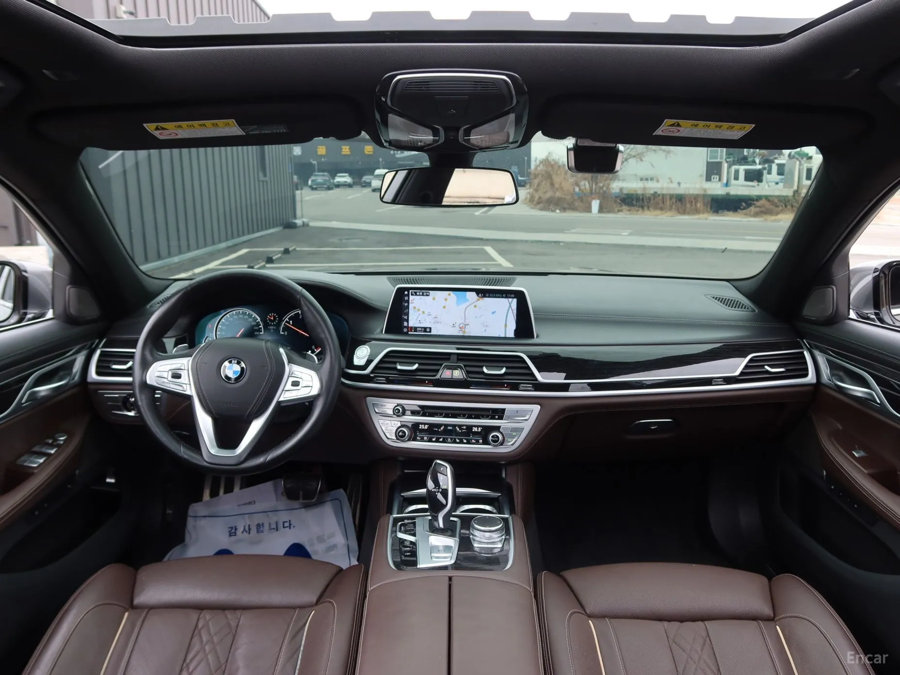 BMW 7 Series (G11) превью 4