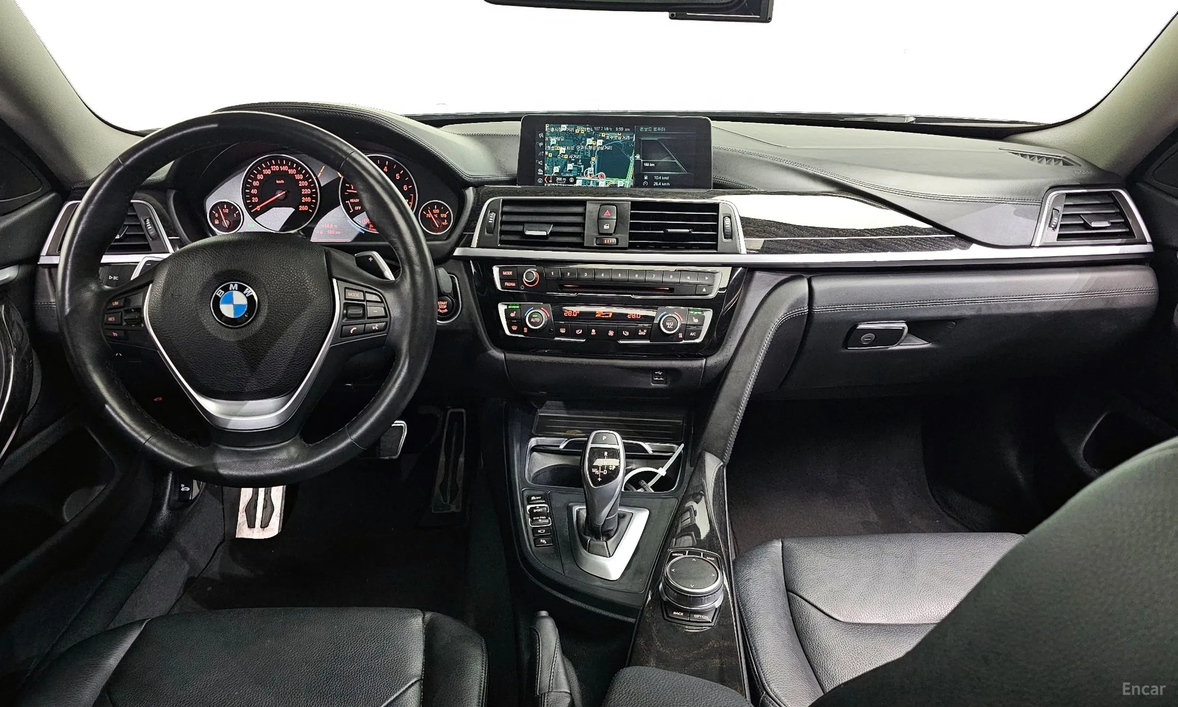BMW Series 4 (F32) превью 4