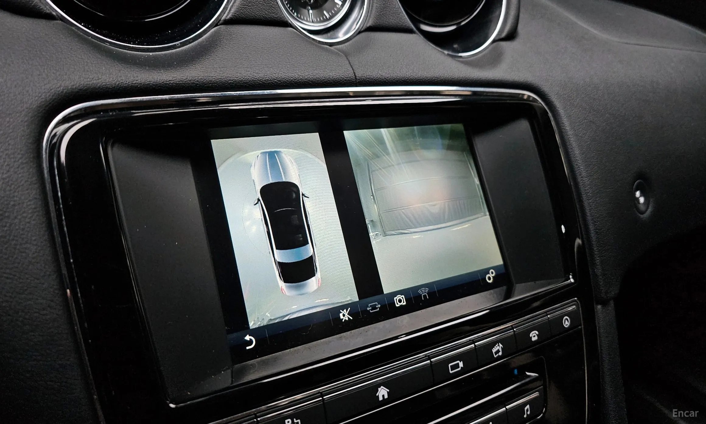 Jaguar All New XJ превью 15