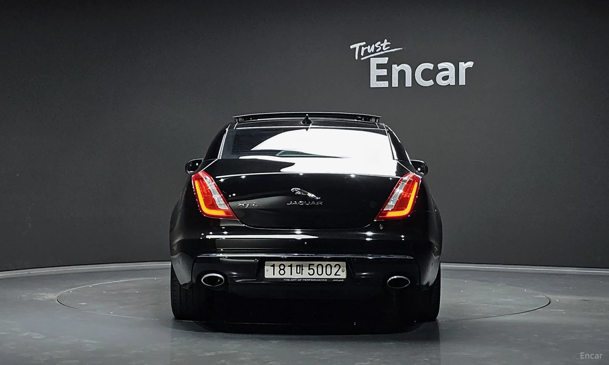 Jaguar All New XJ превью 4