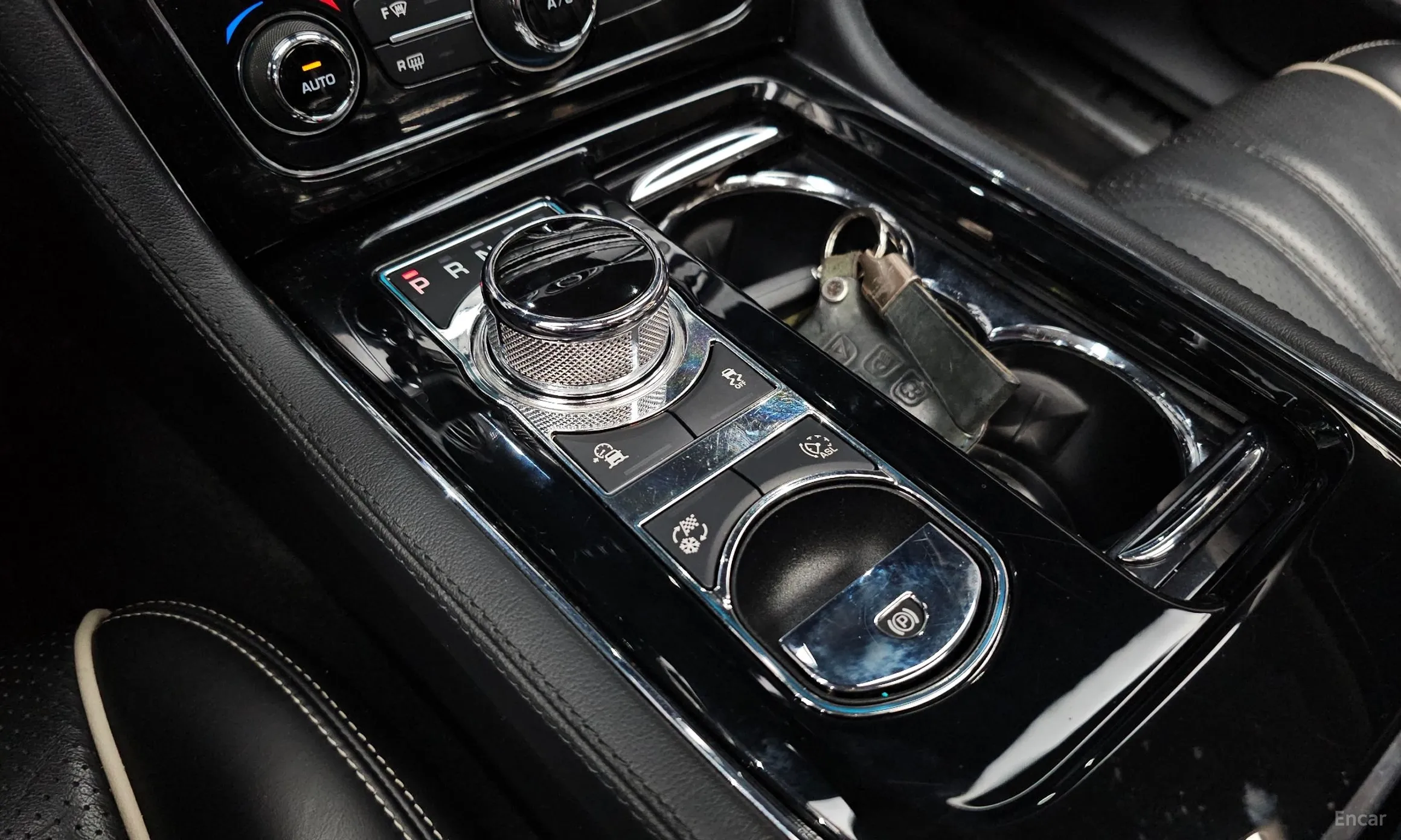 Jaguar All New XJ превью 9