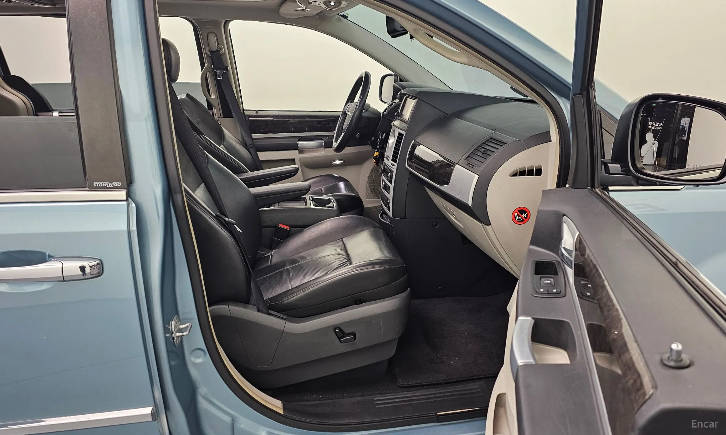 Chrysler Grand Voyager превью 11