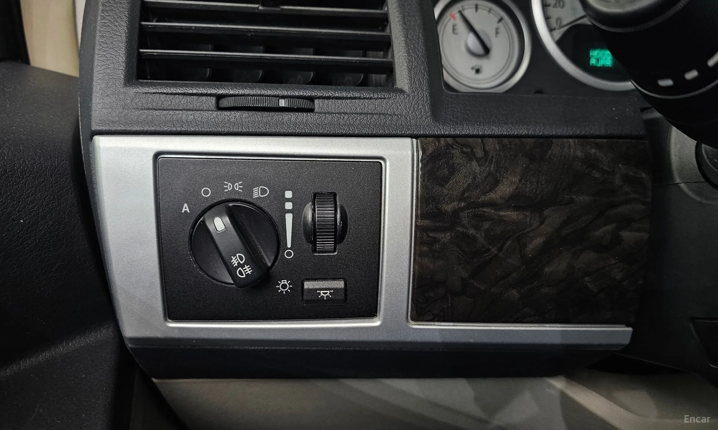 Chrysler Grand Voyager превью 16