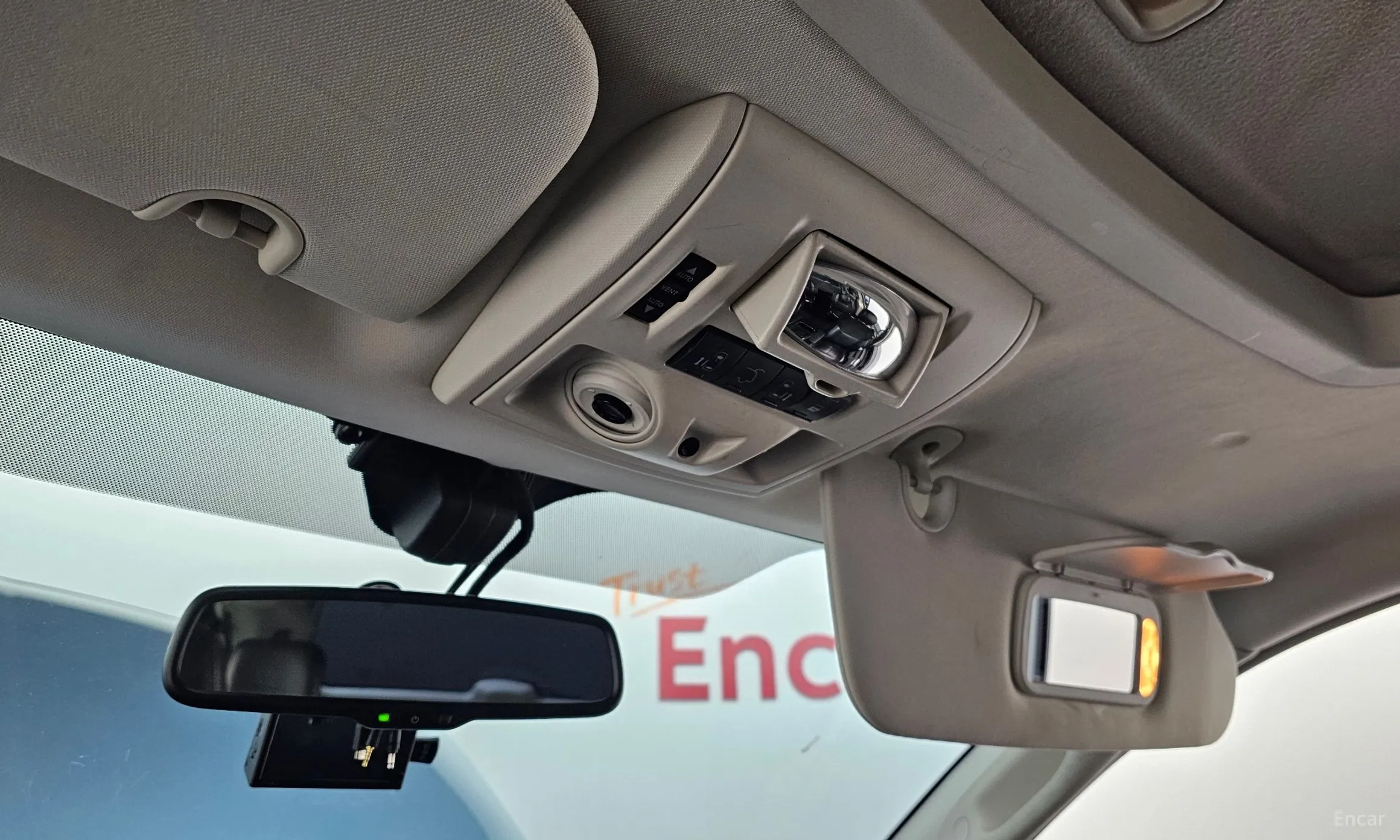 Chrysler Grand Voyager превью 17