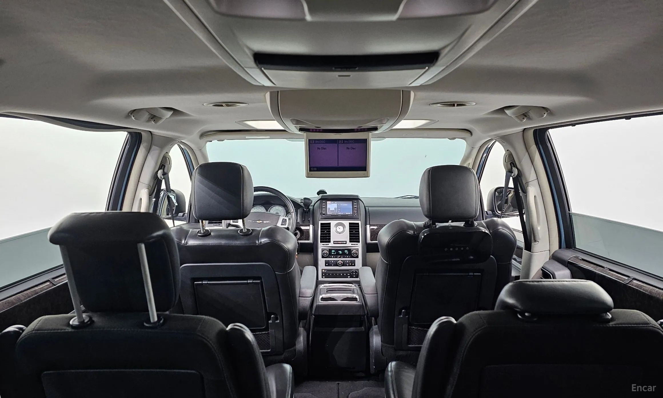 Chrysler Grand Voyager превью 19