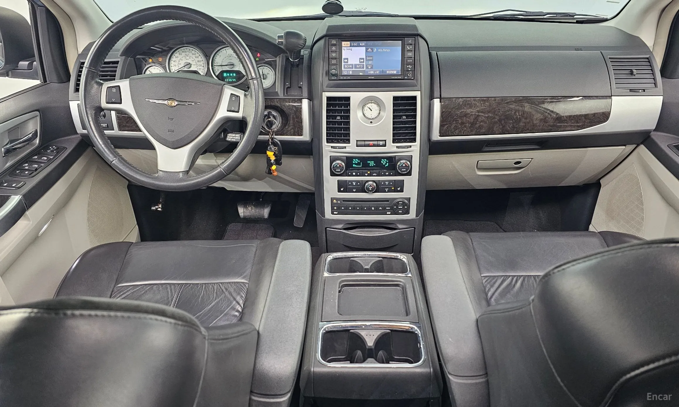 Chrysler Grand Voyager превью 7