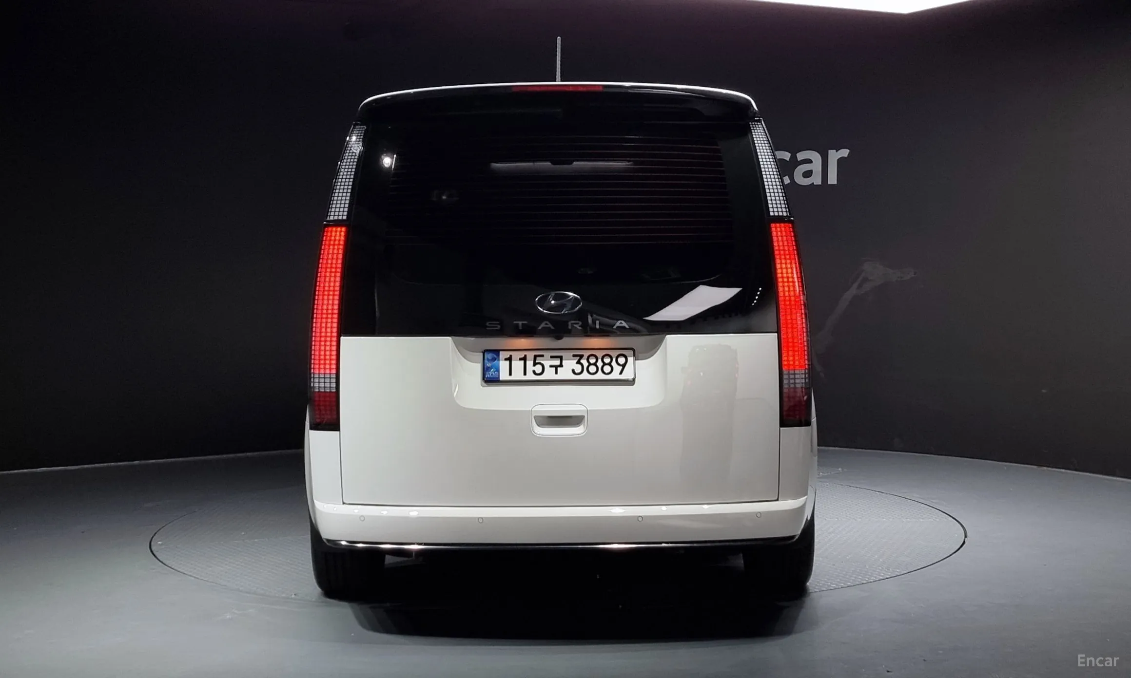 Hyundai Staria превью 3