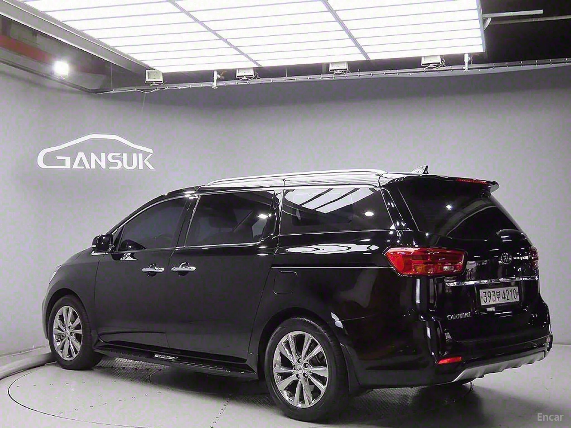 Kia Carnival превью 3