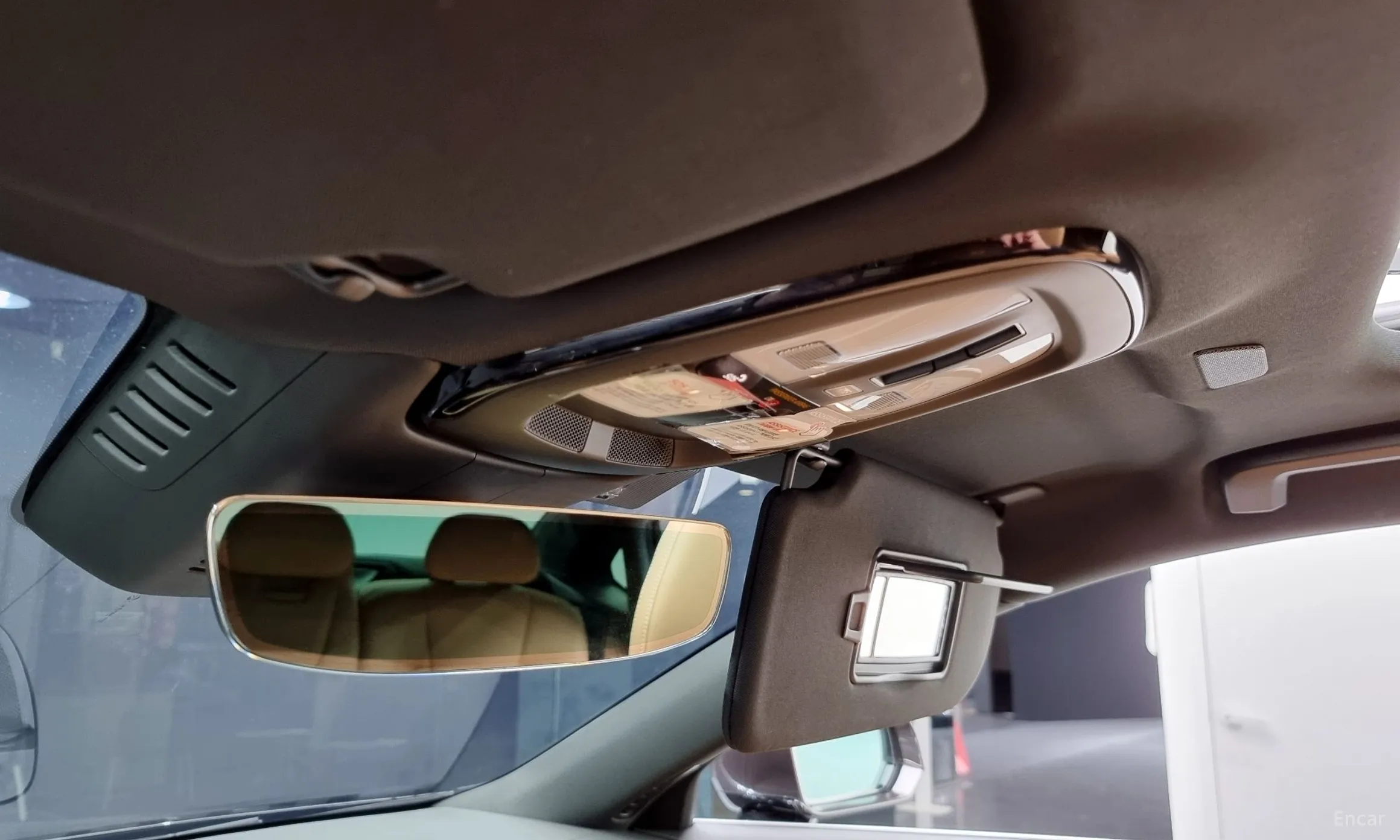 Volvo S90 превью 20