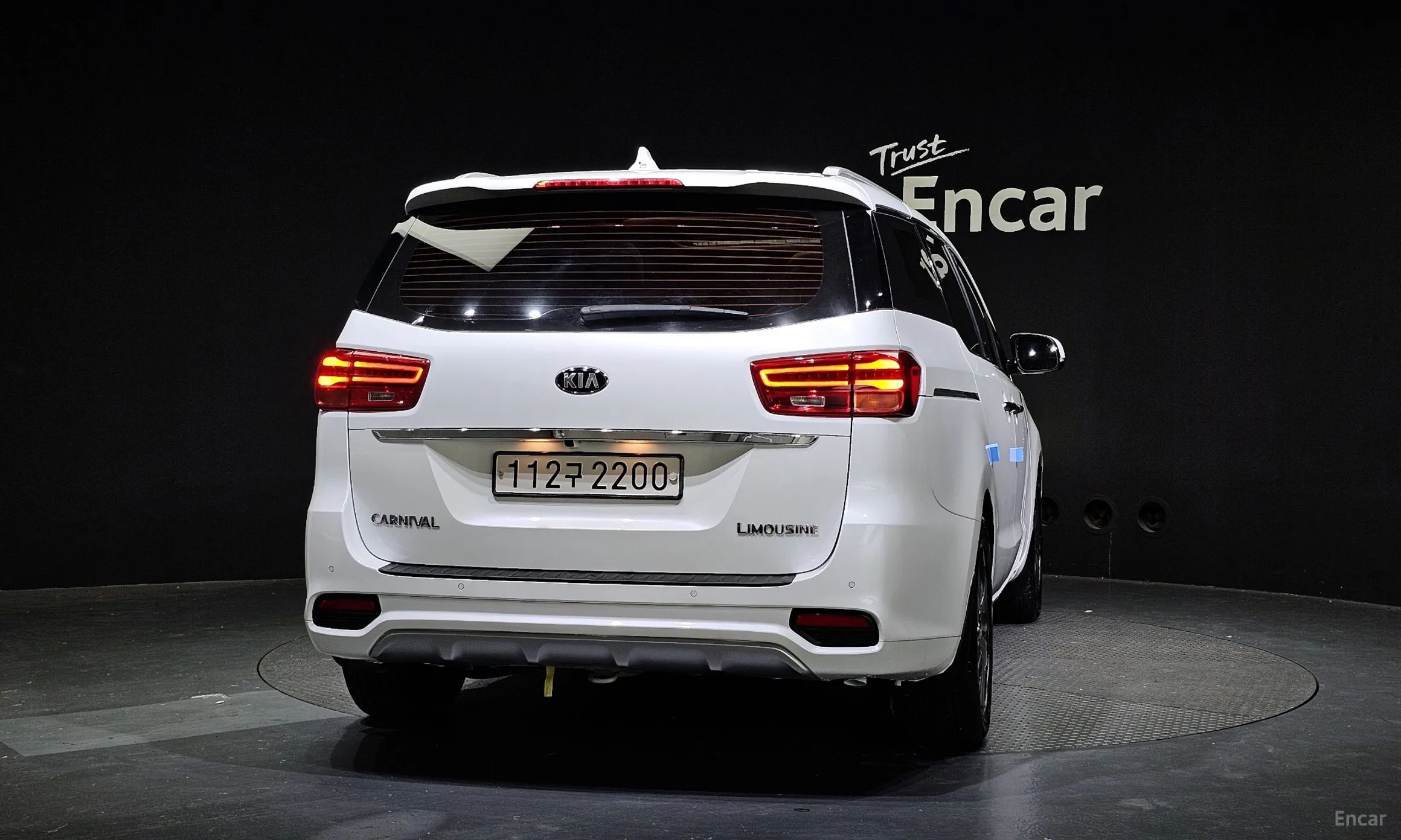 Kia Carnival превью 3