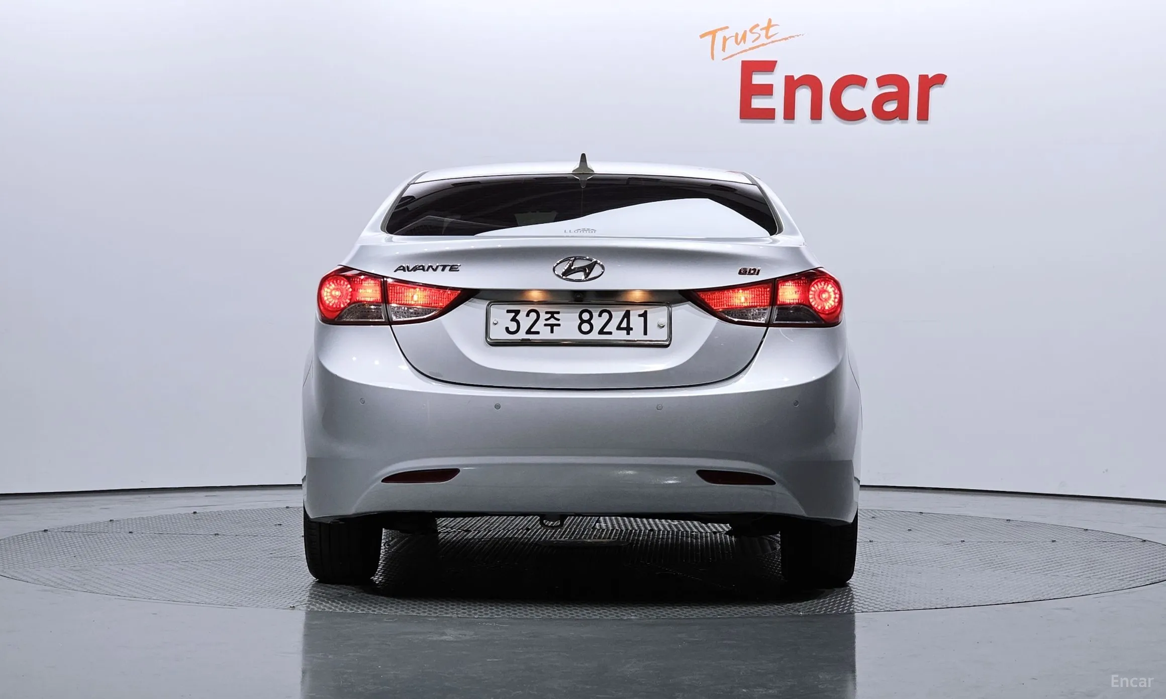 Hyundai Avante MD превью 3