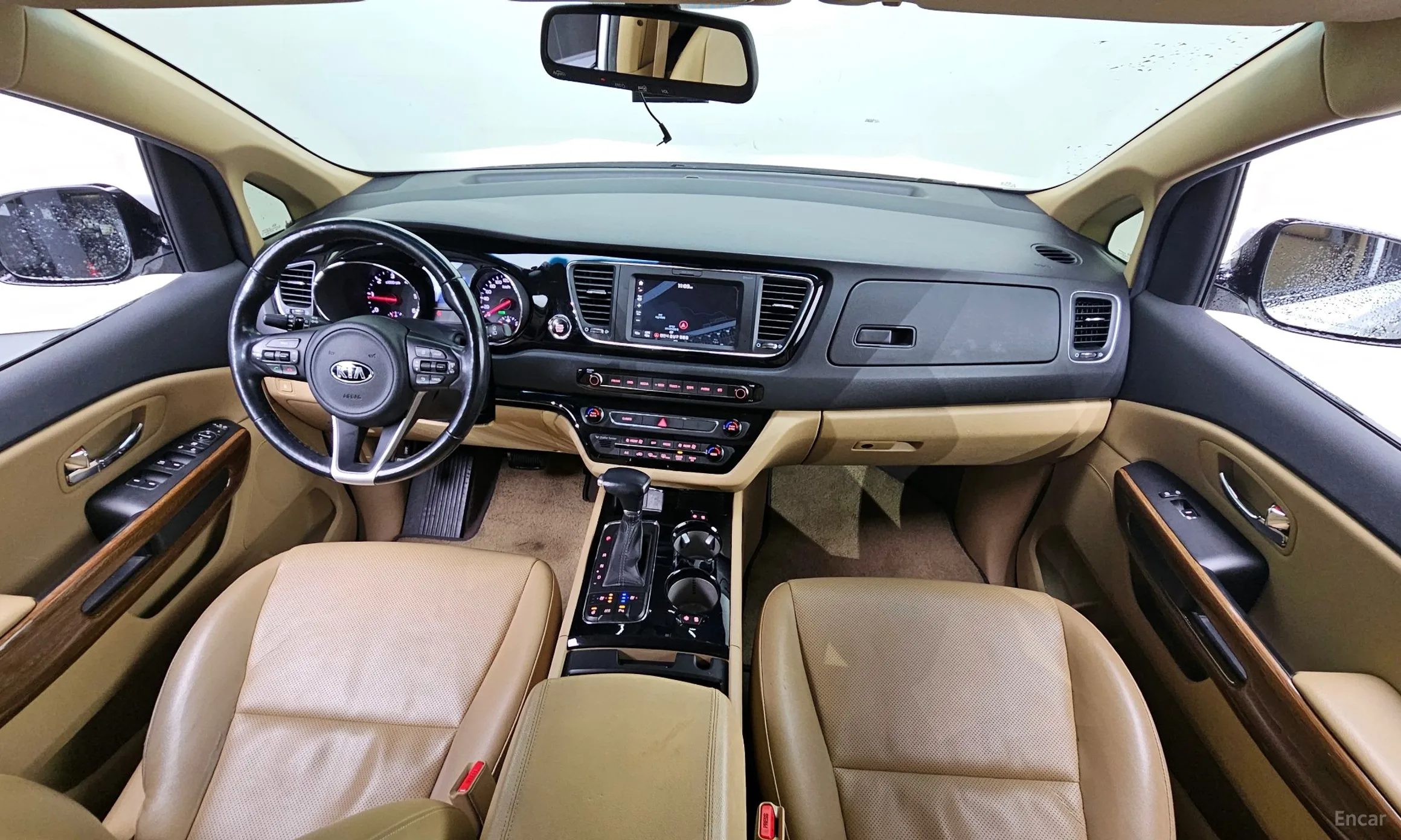 Kia Carnival превью 4