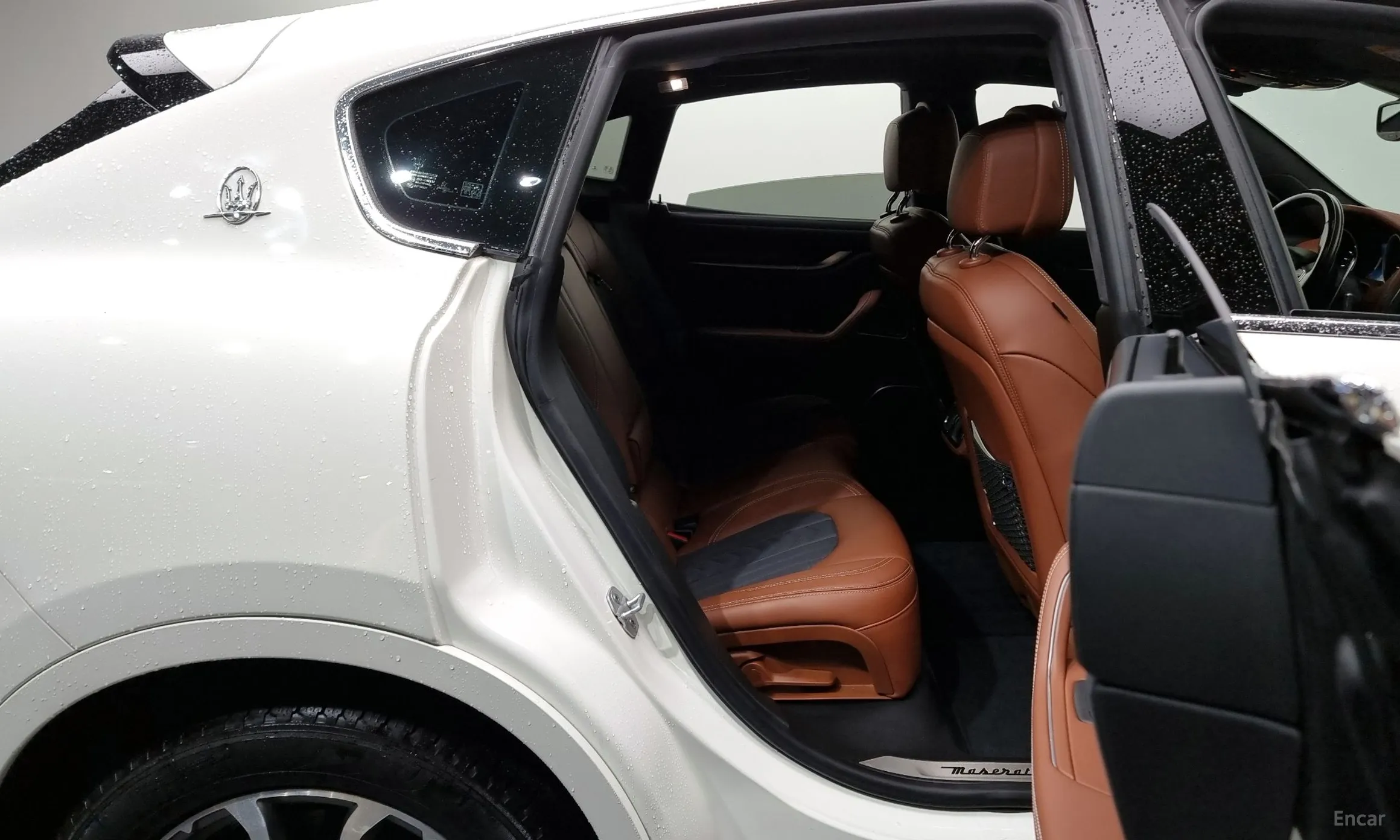 Maserati Levante превью 12