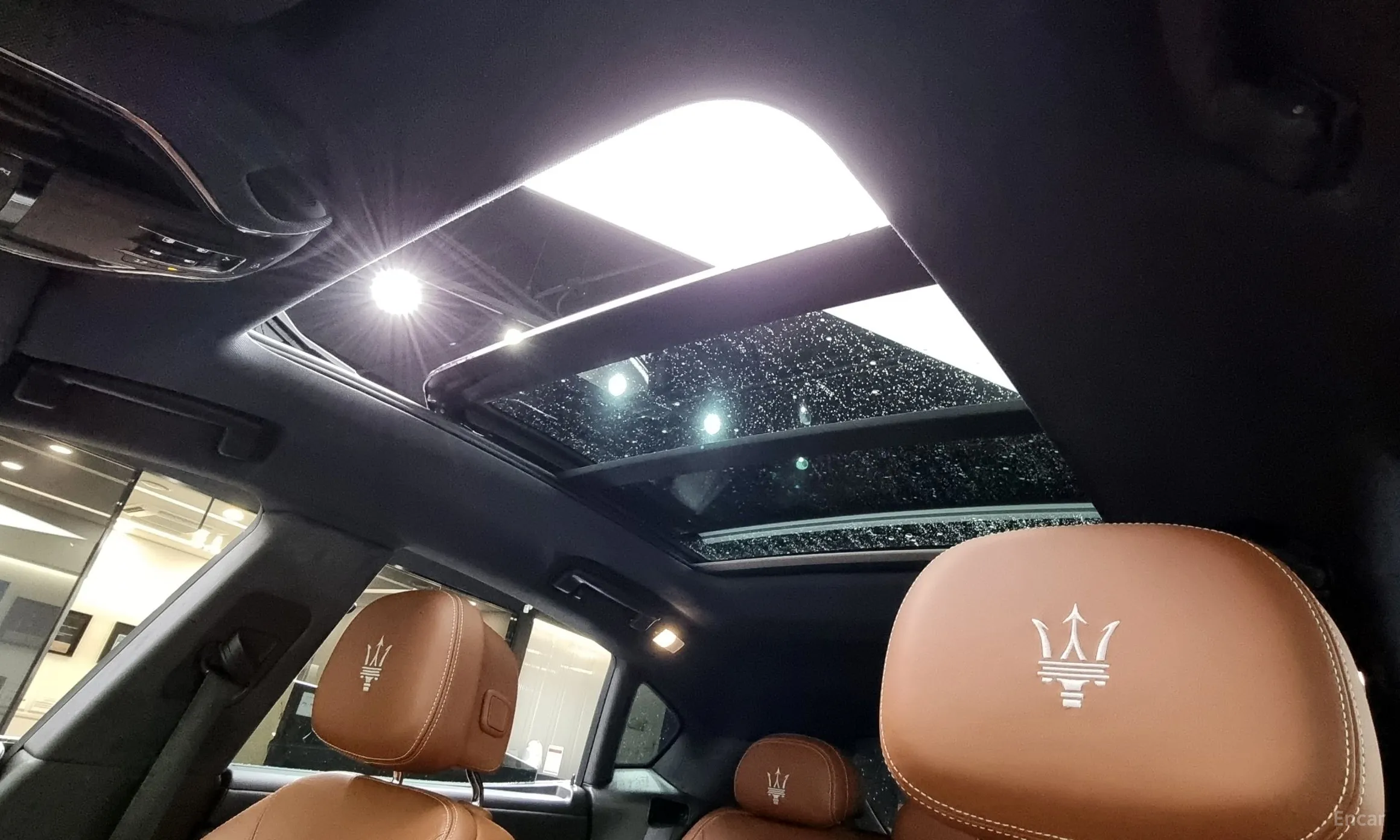 Maserati Levante превью 19