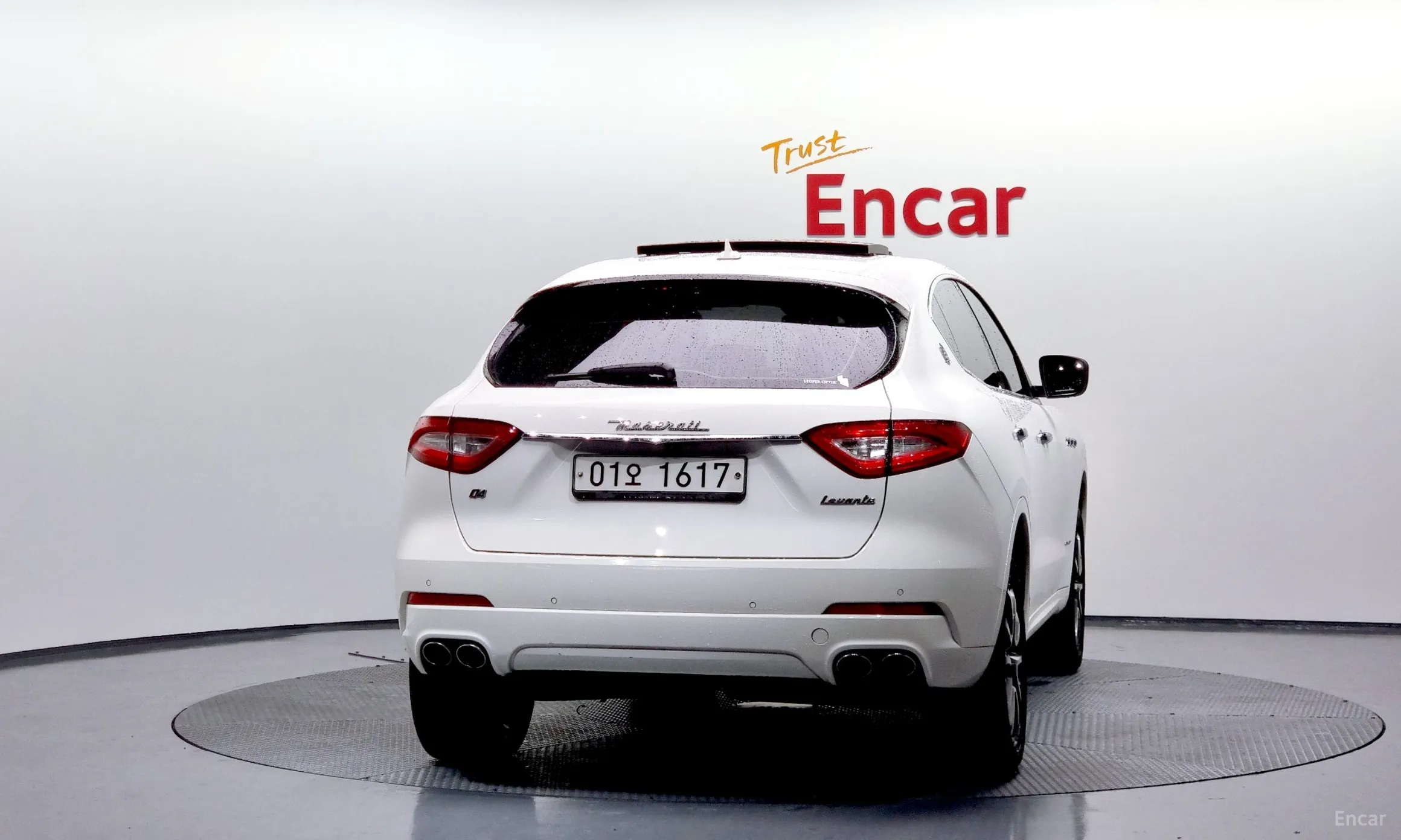 Maserati Levante превью 4