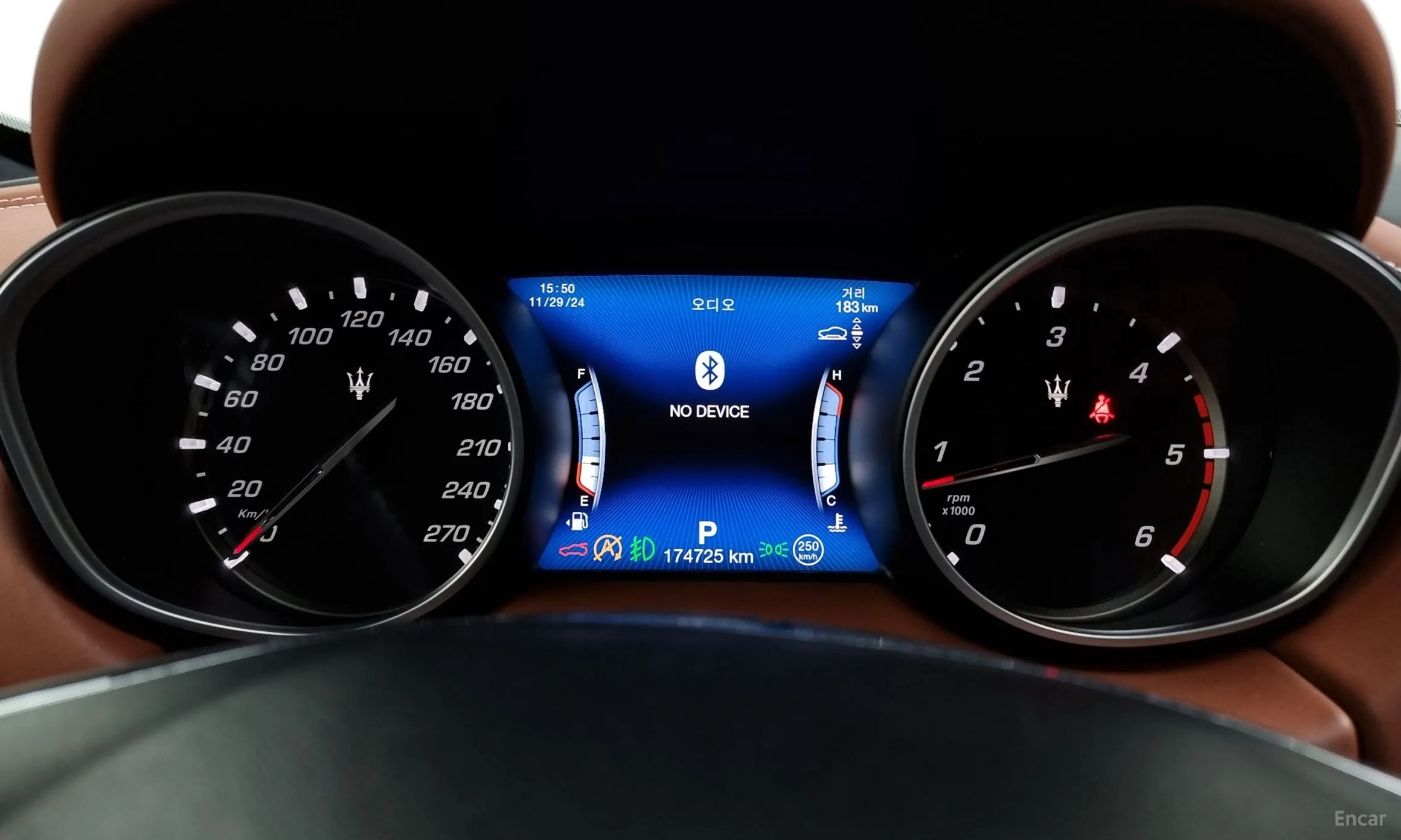 Maserati Levante превью 8