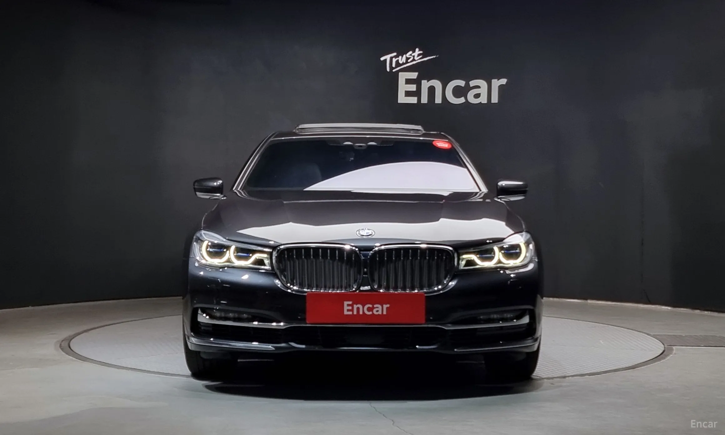 BMW 7 Series (G11) превью 2