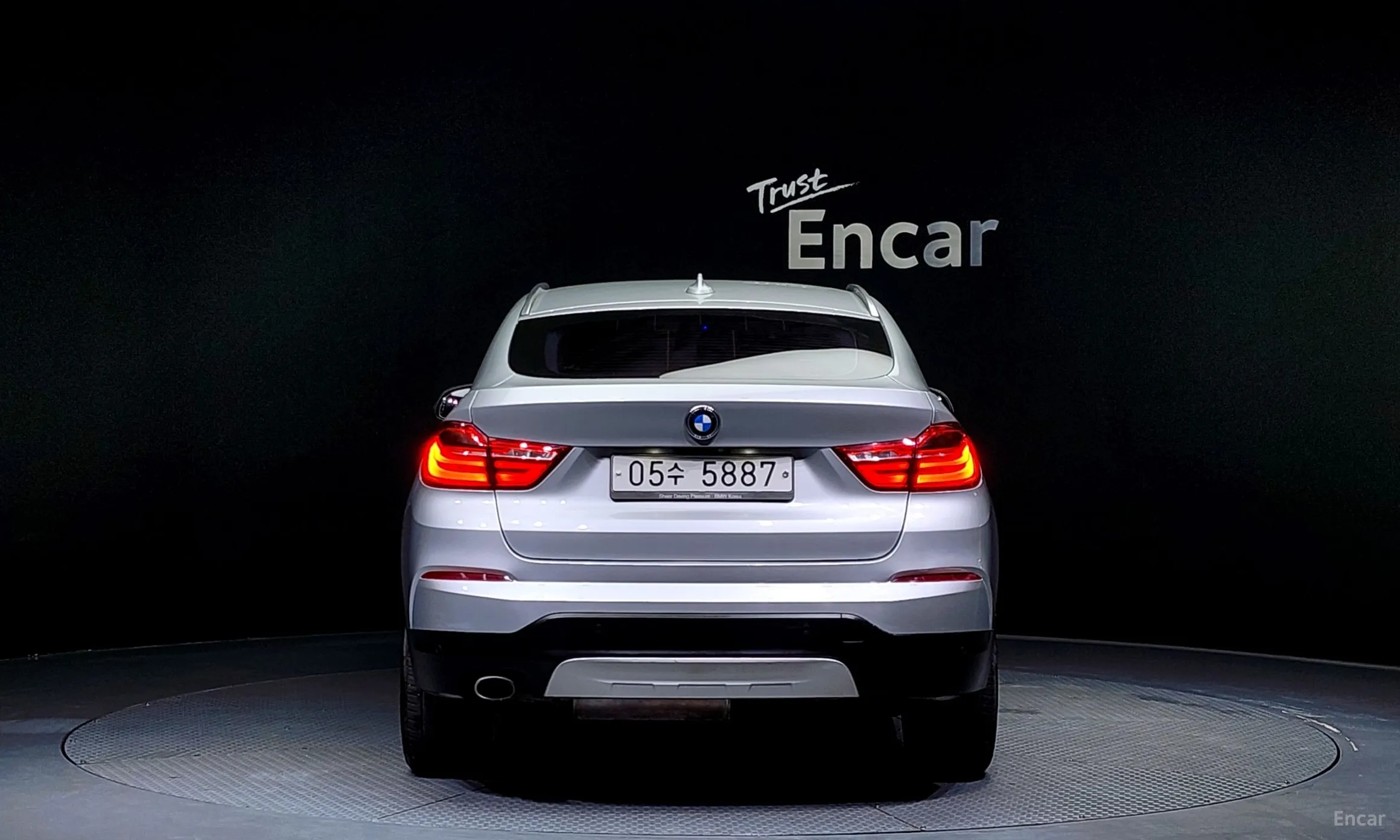 BMW X4 (F26) превью 3