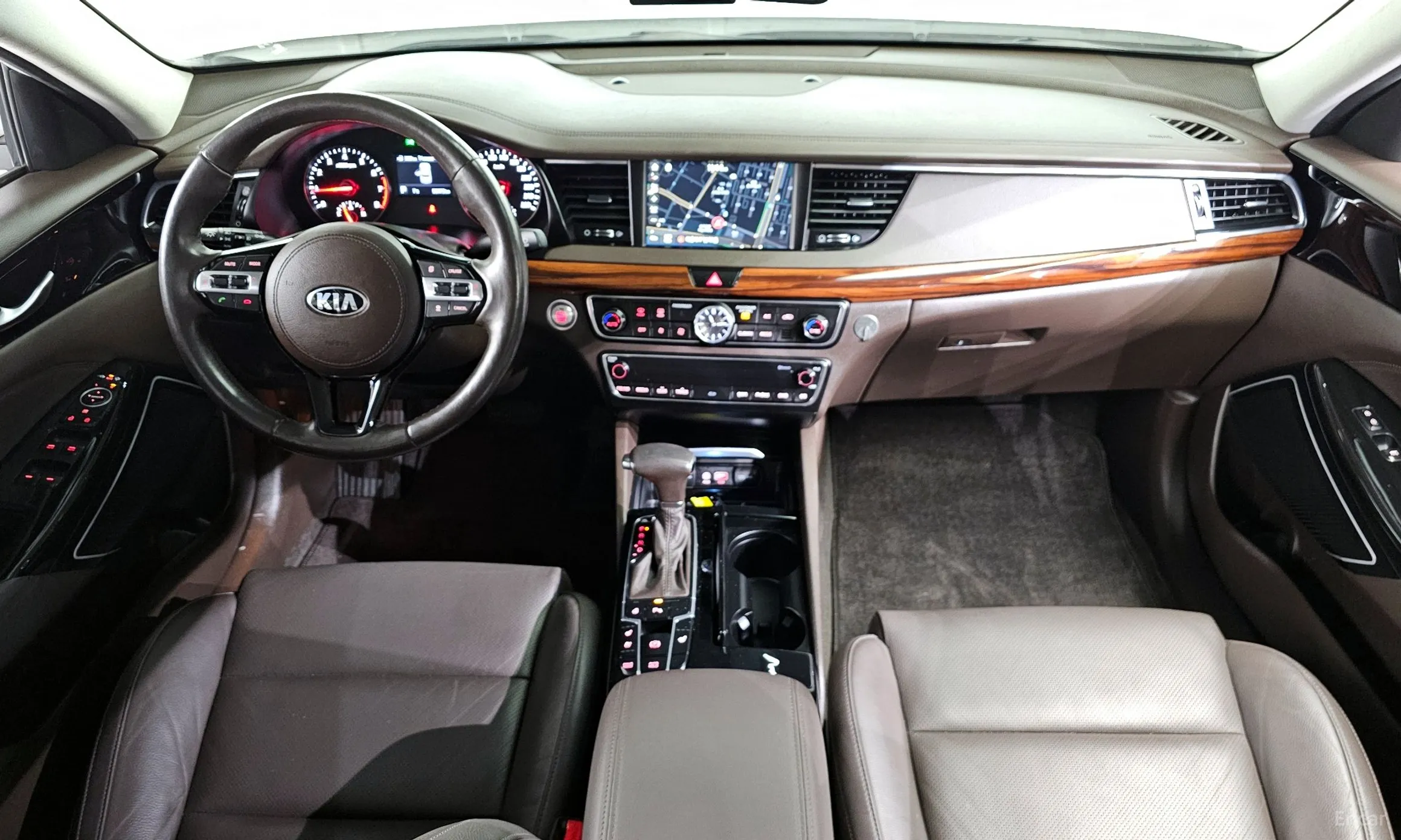 Kia K7 превью 4