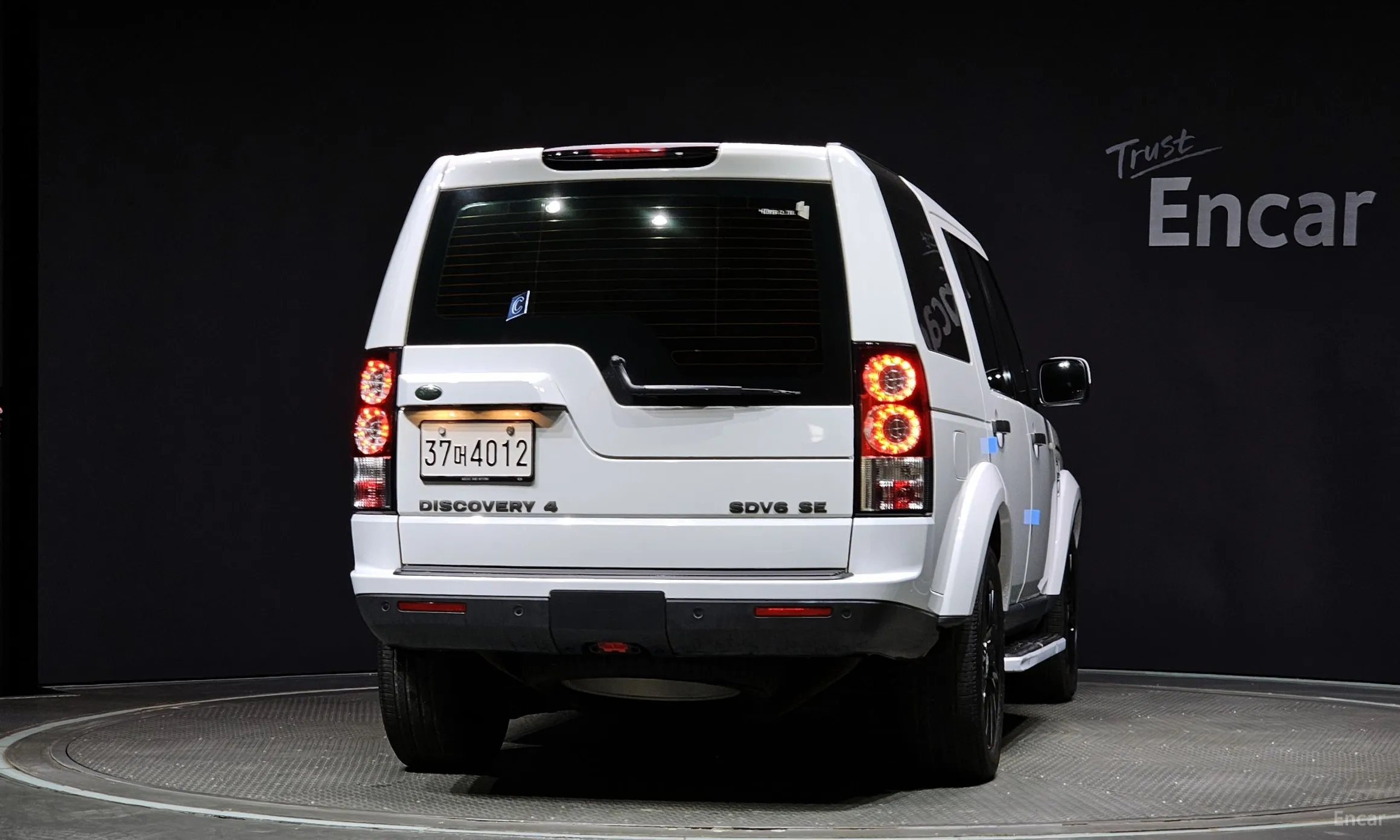 Land Rover Discovery 4 превью 3