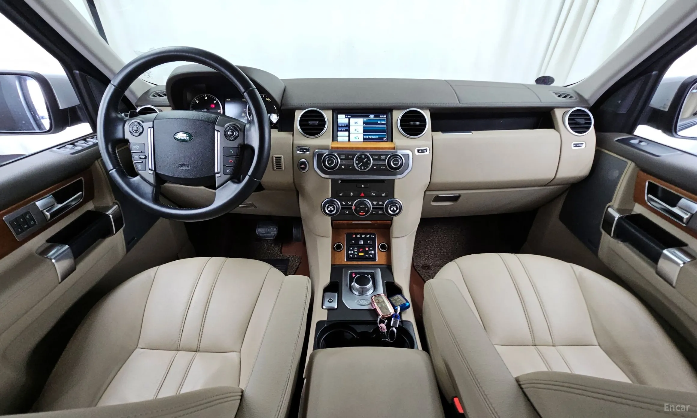 Land Rover Discovery 4 превью 4