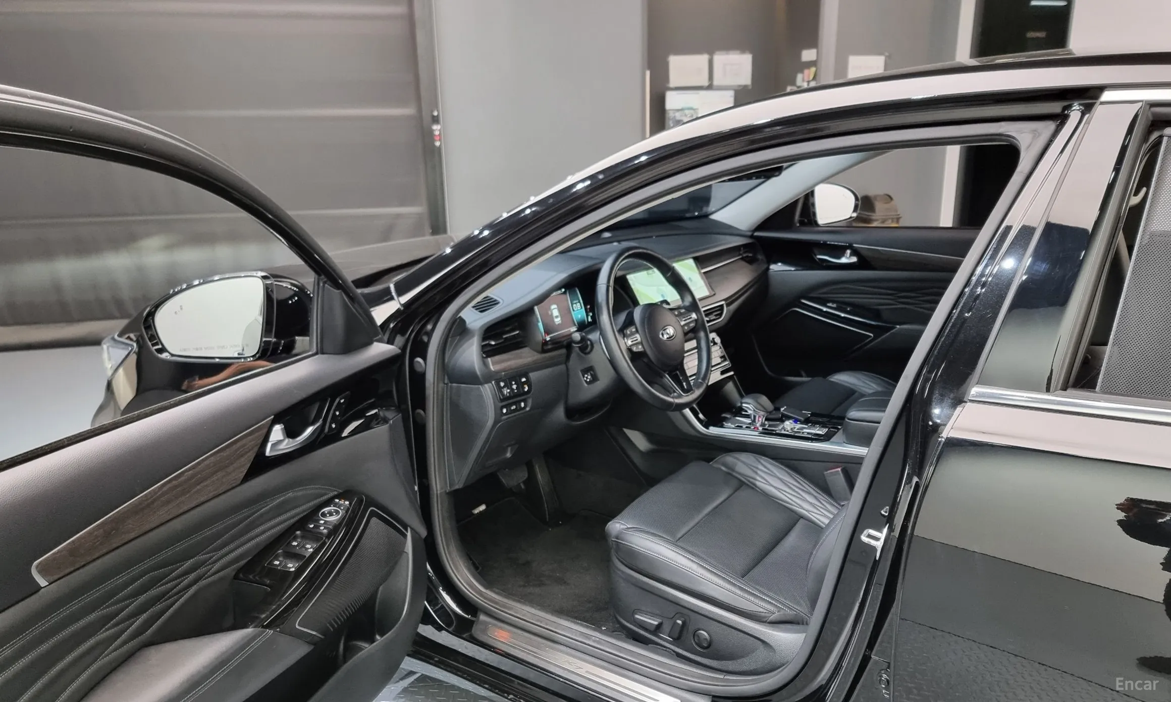 Kia K7 Premier превью 10