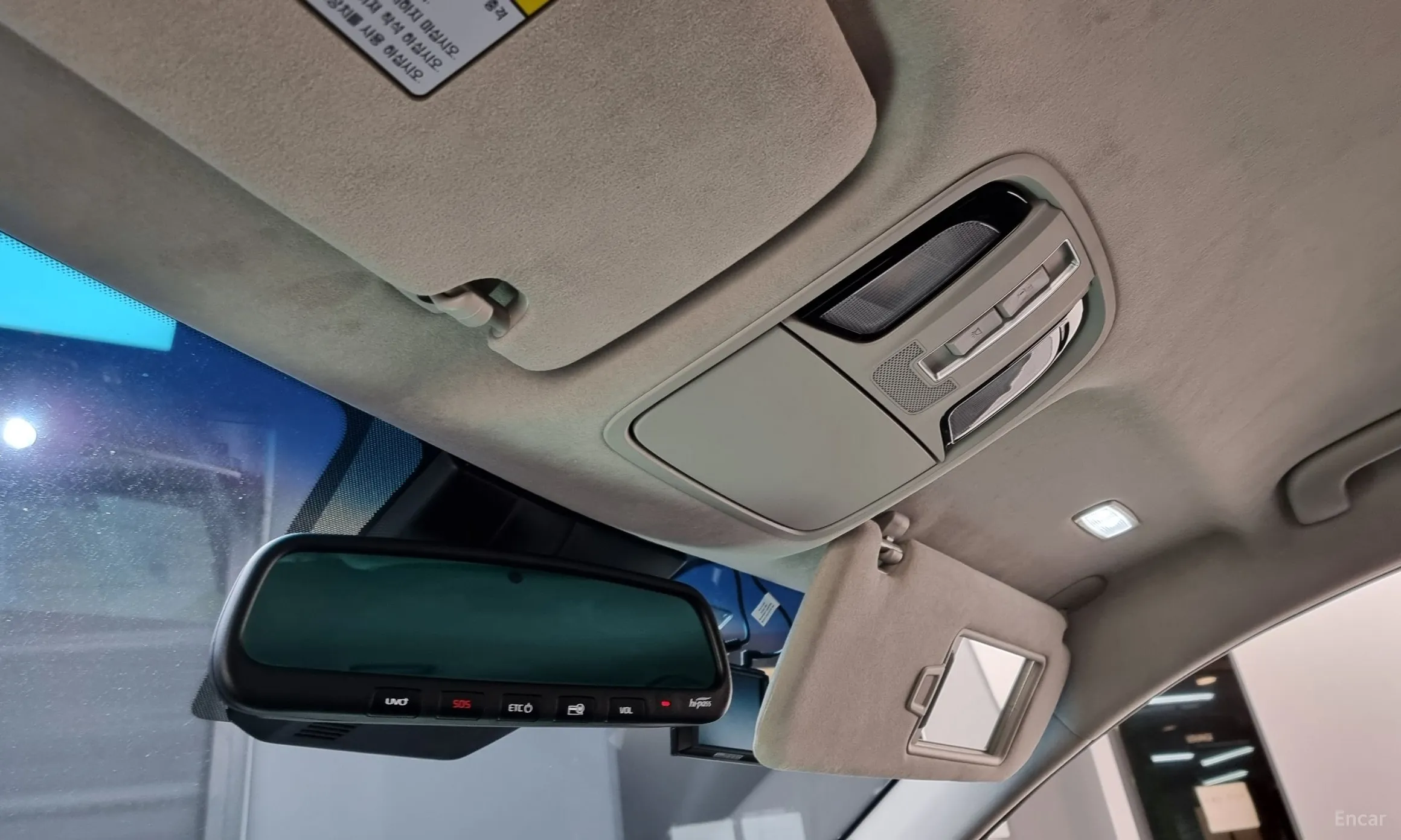 Kia K7 Premier превью 18