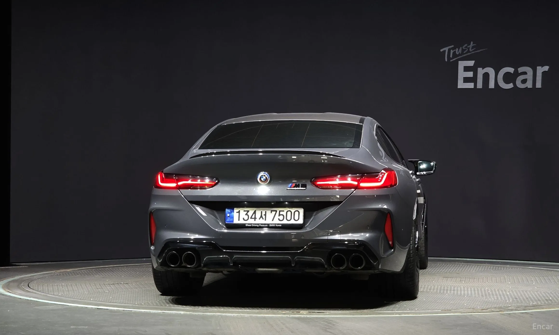 BMW M8 (G15) превью 3