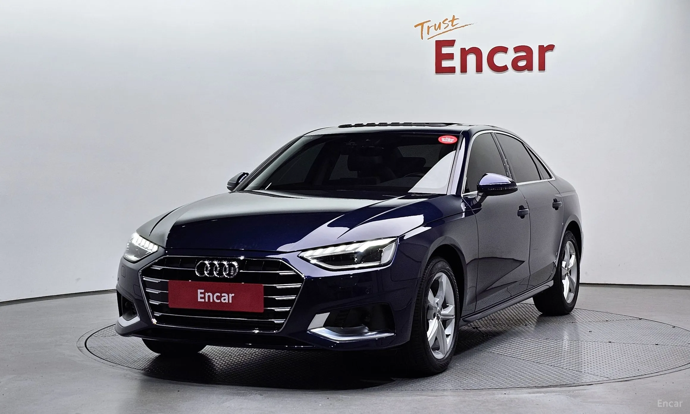Audi A4 (B9)