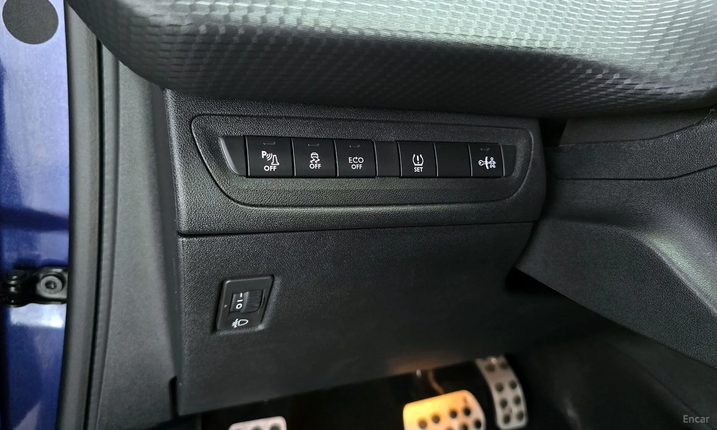 Peugeot 2008. превью 14